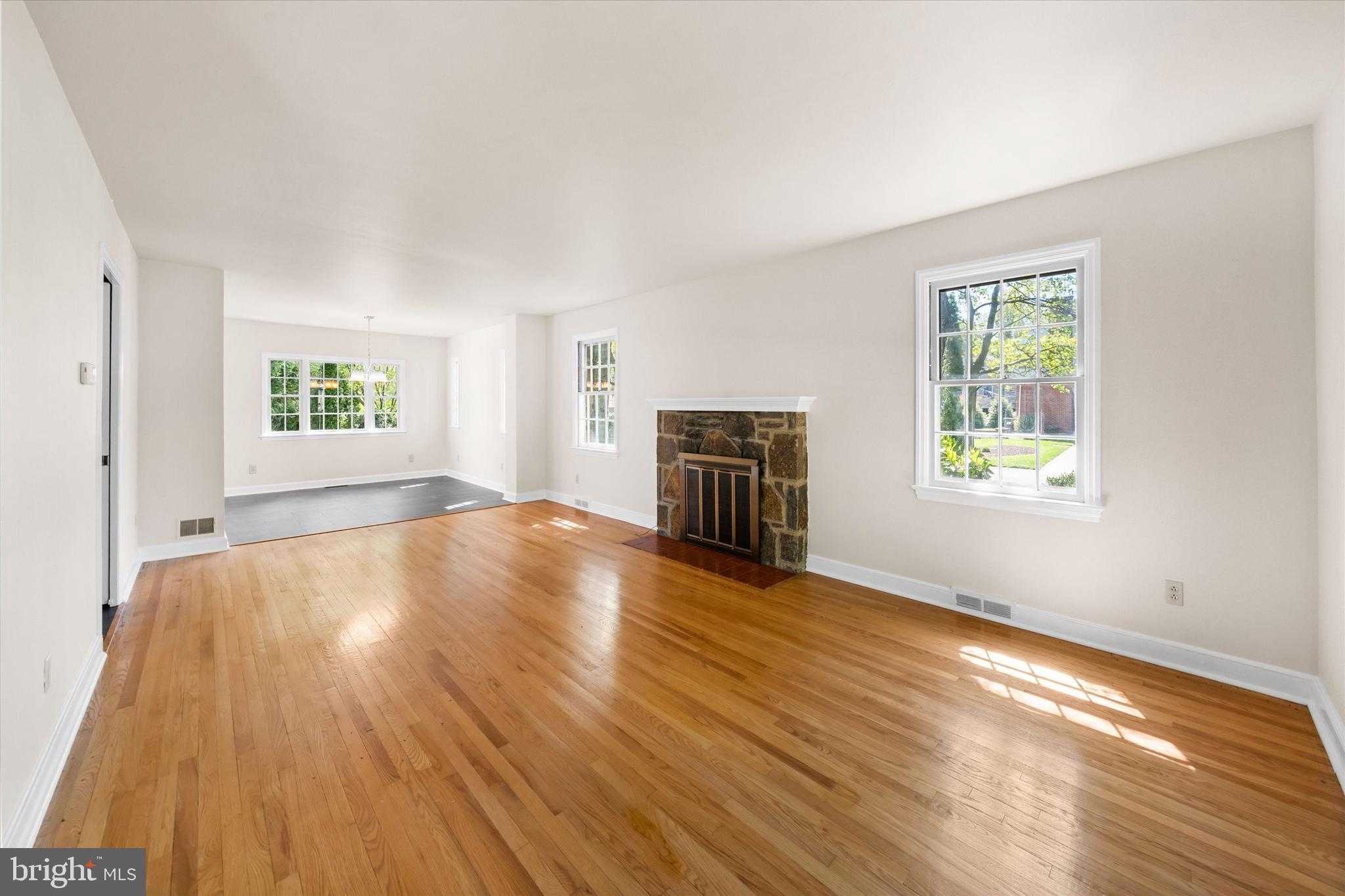 BRIARWOOD - Residential