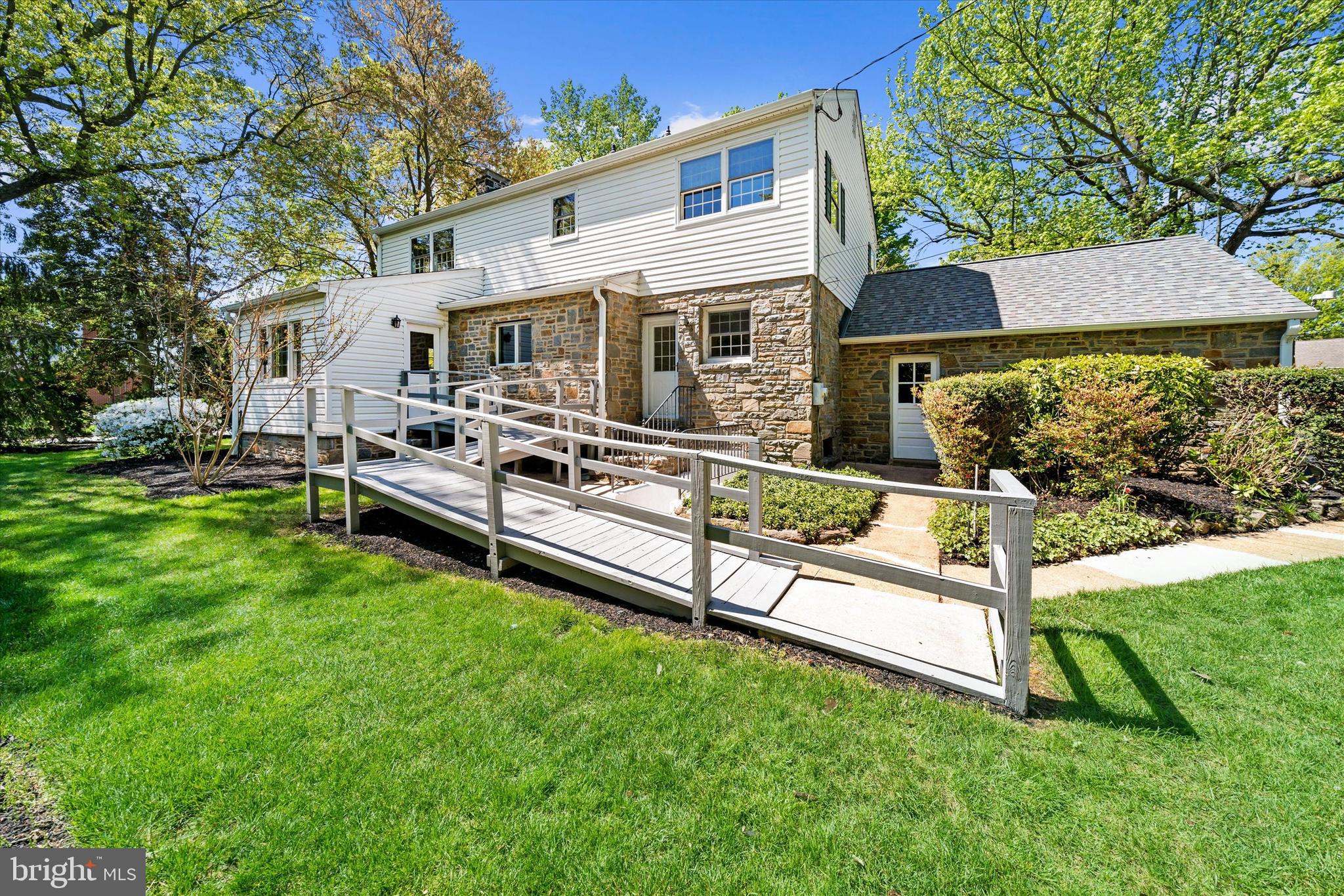 BRIARWOOD - Residential