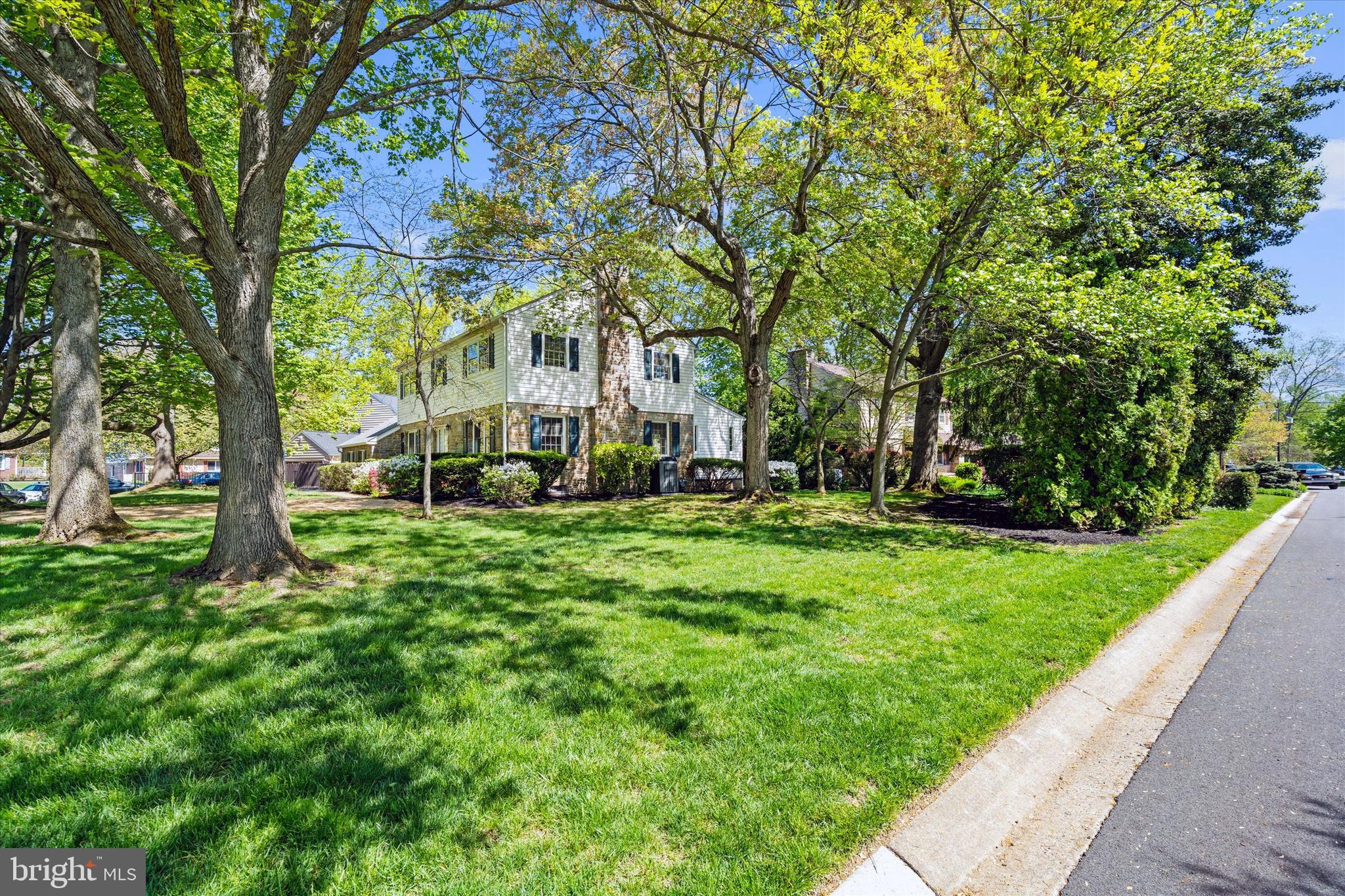 BRIARWOOD - Residential