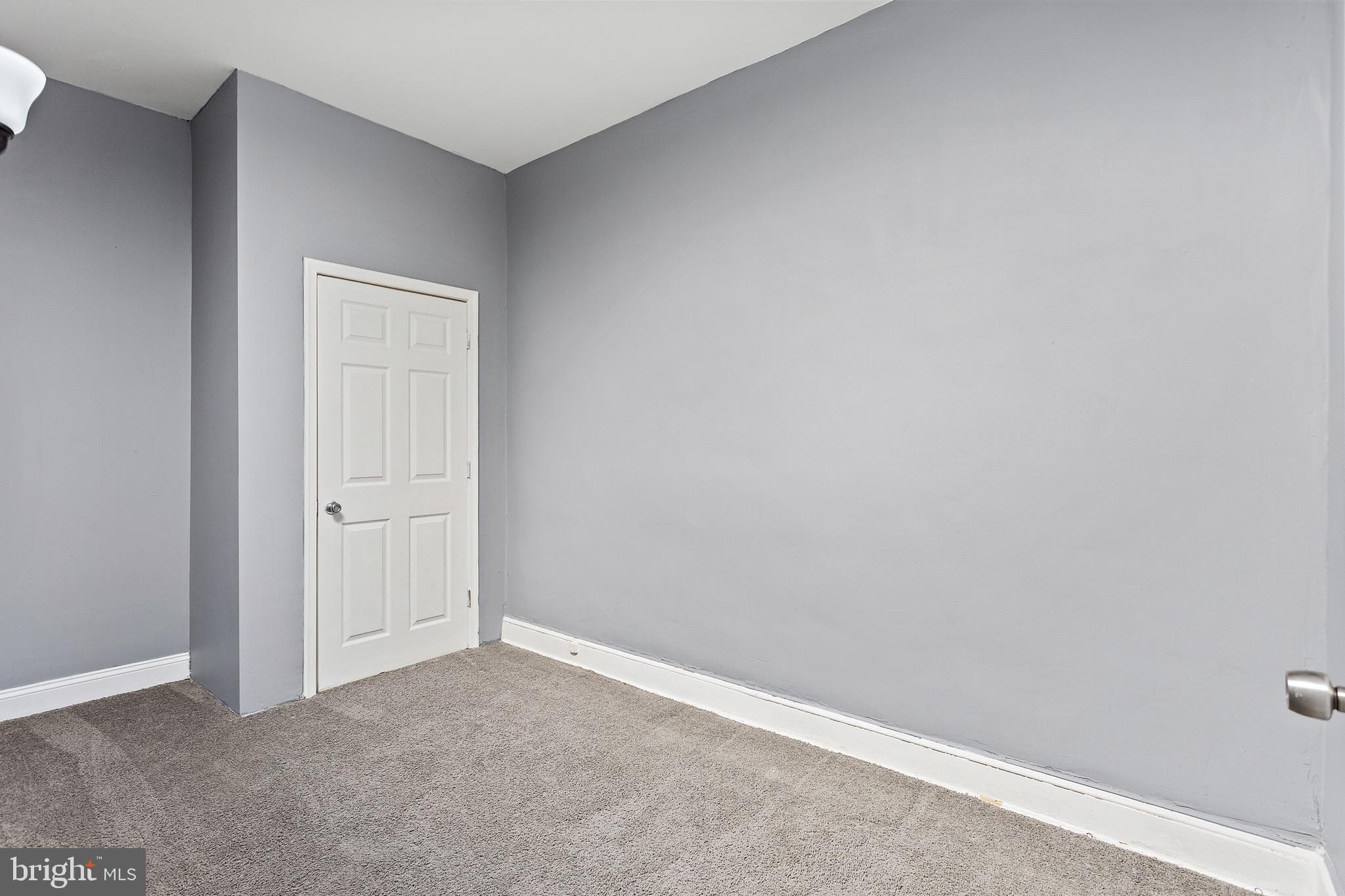 MADISON EASTEND - Residential