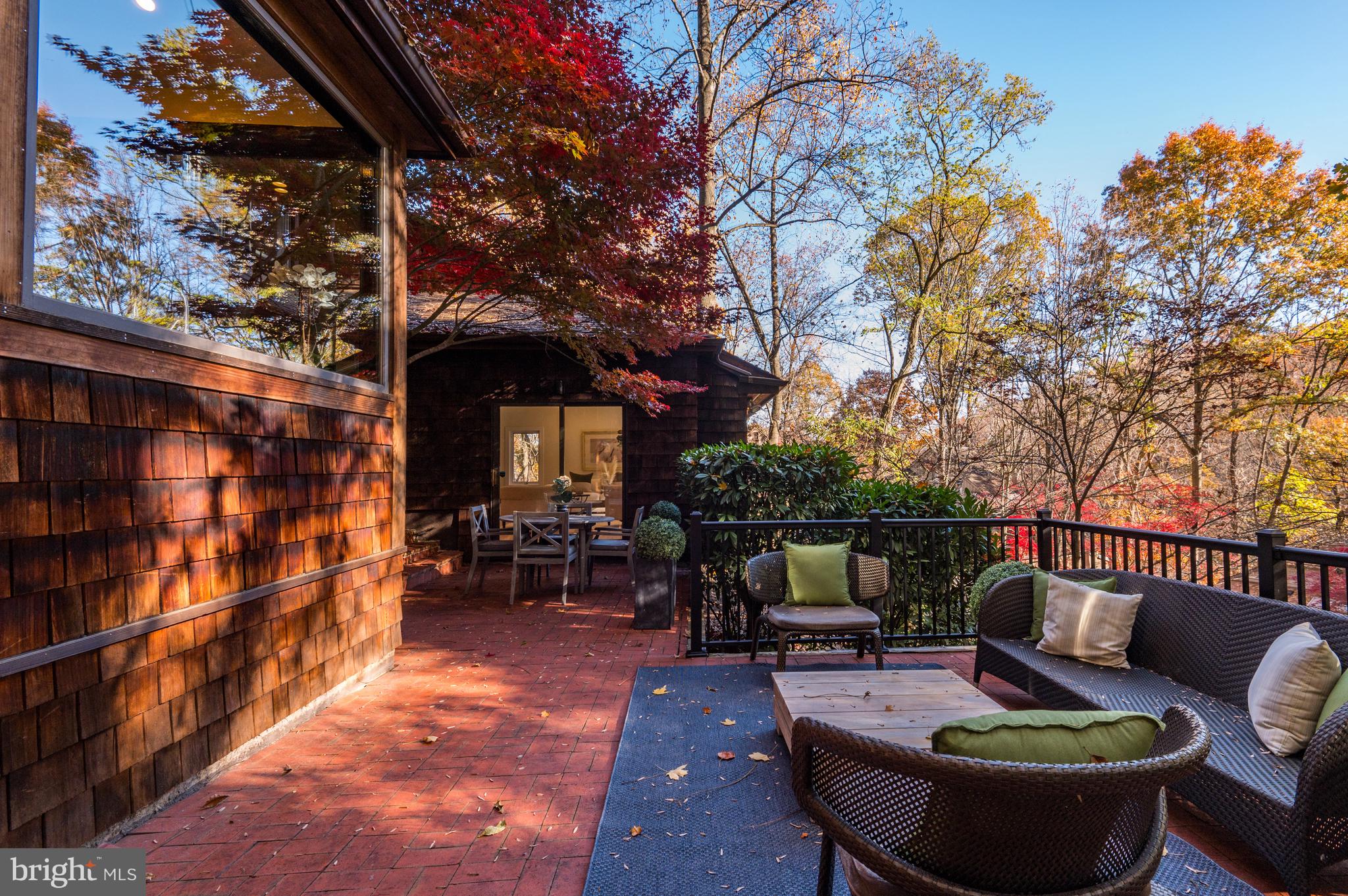 CLEVELAND PARK - Residential