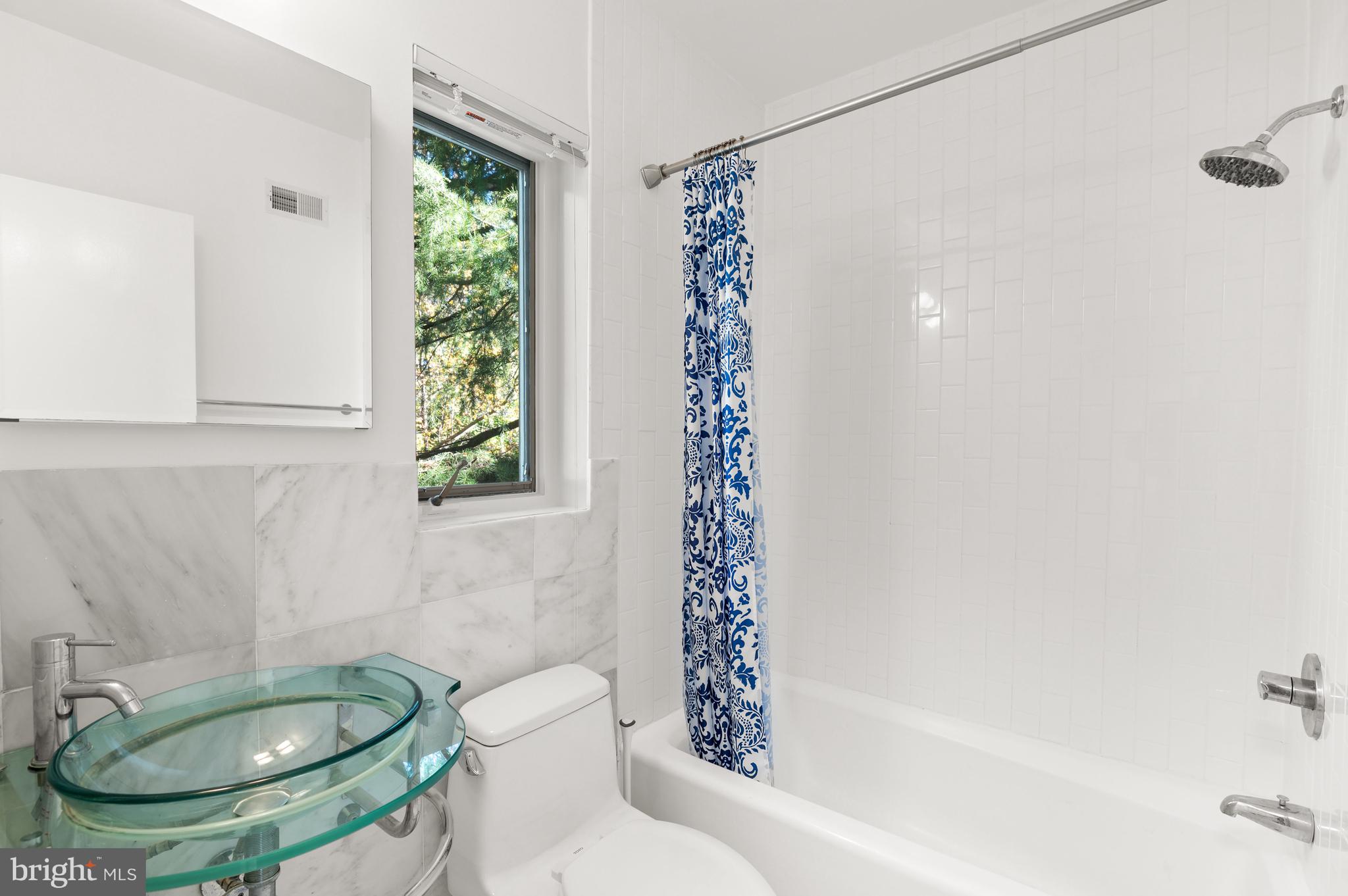 CLEVELAND PARK - Residential