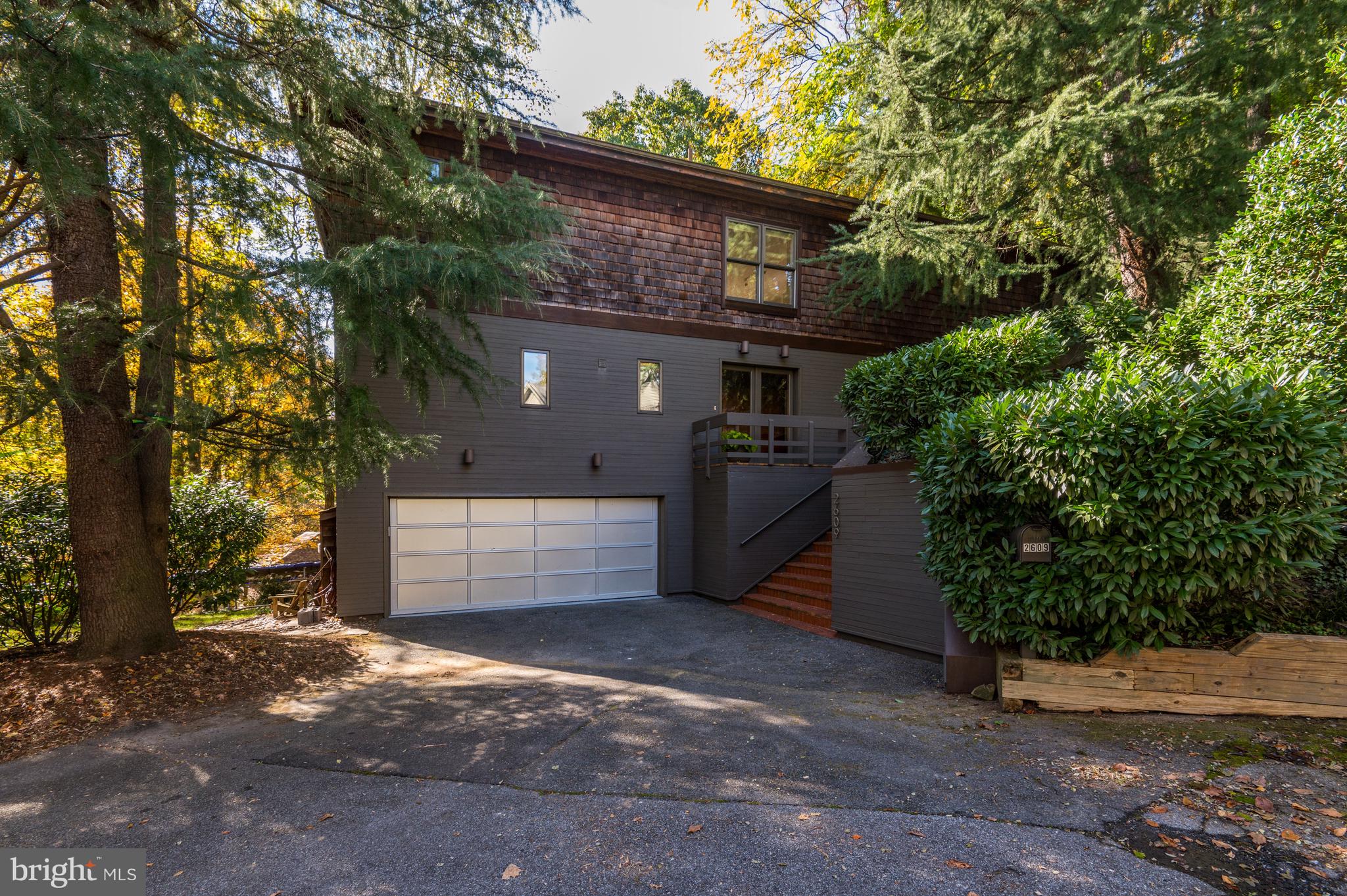 CLEVELAND PARK - Residential