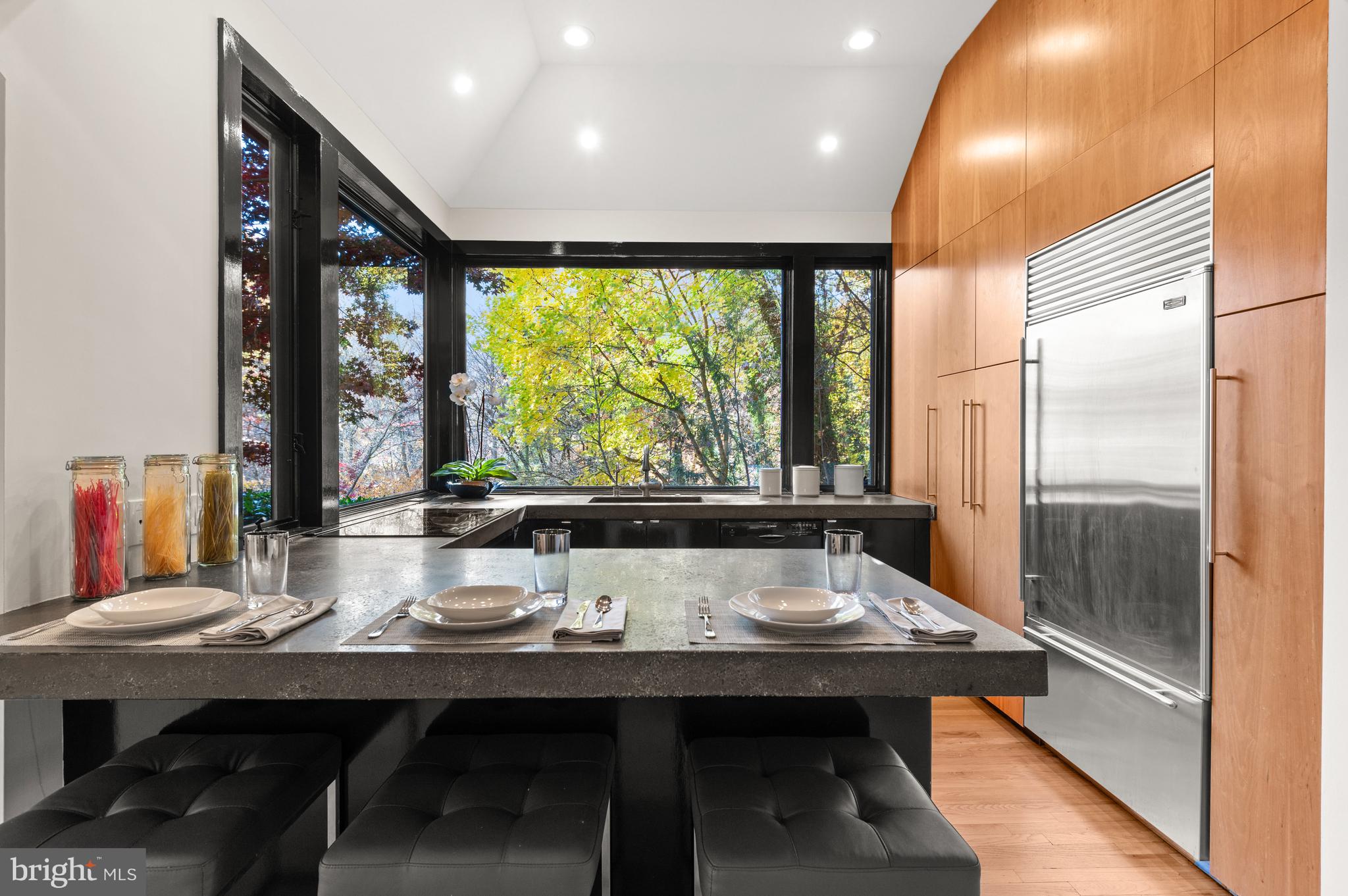 CLEVELAND PARK - Residential