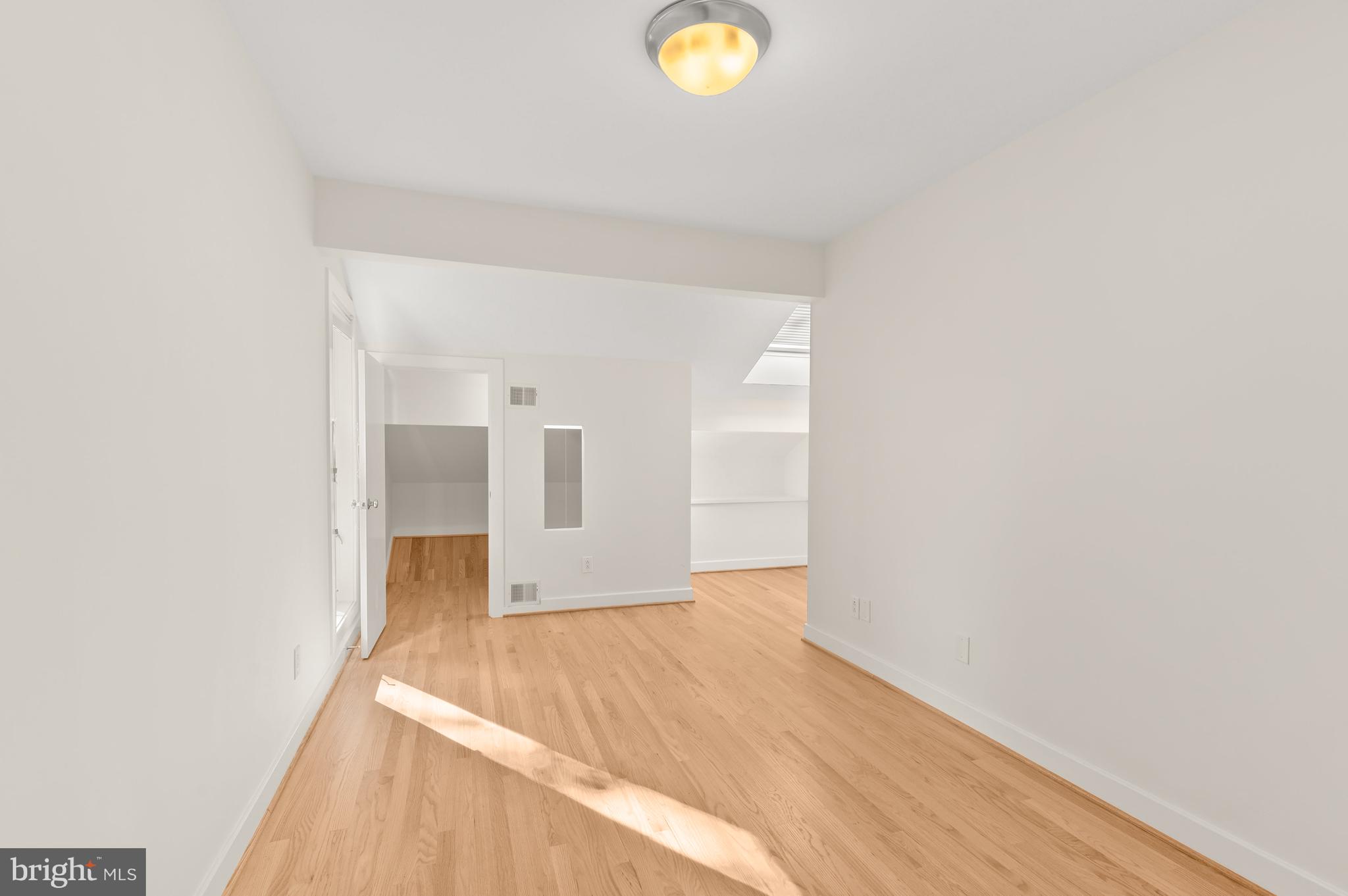 CLEVELAND PARK - Residential