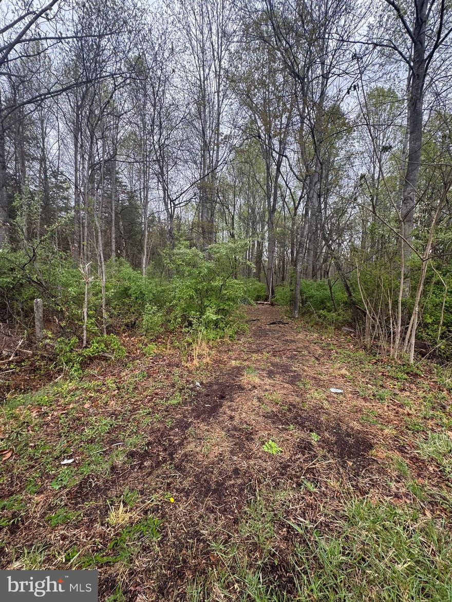 Looking for a great lot??? Come check out this 5.63 acre lot that can offer you a building lot, or storage. Located on Old Stillhouse Rd, with lots of woods for privacy !