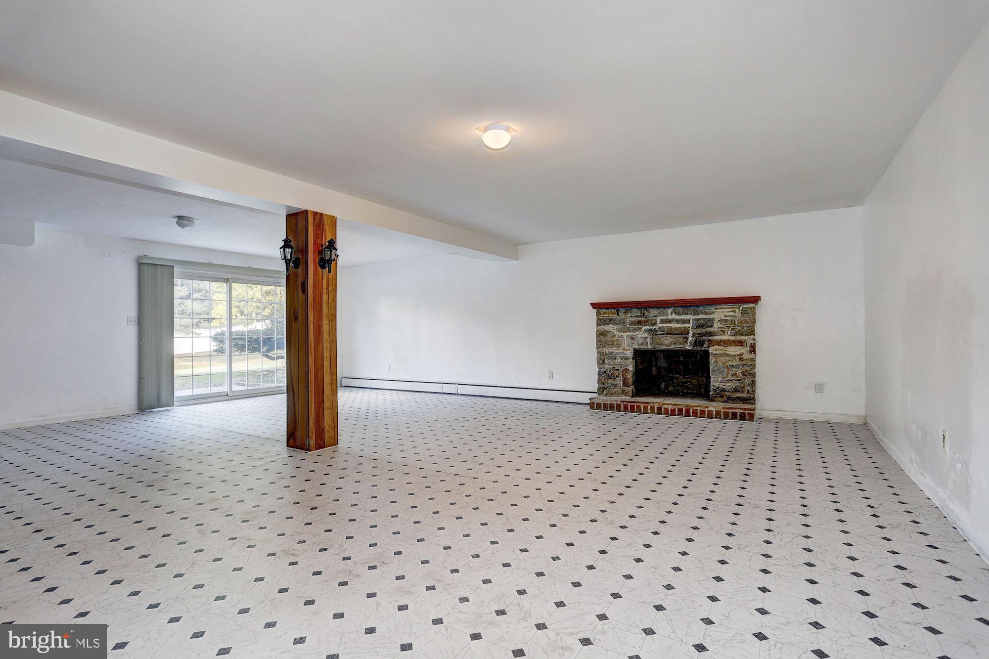 MOUNT HEBRON - Residential