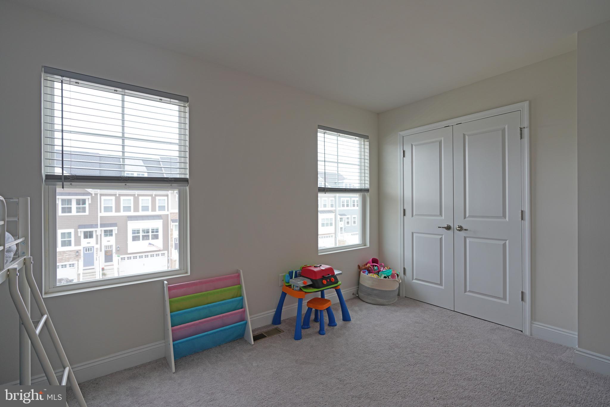 PLANTATION LAKES - Residential