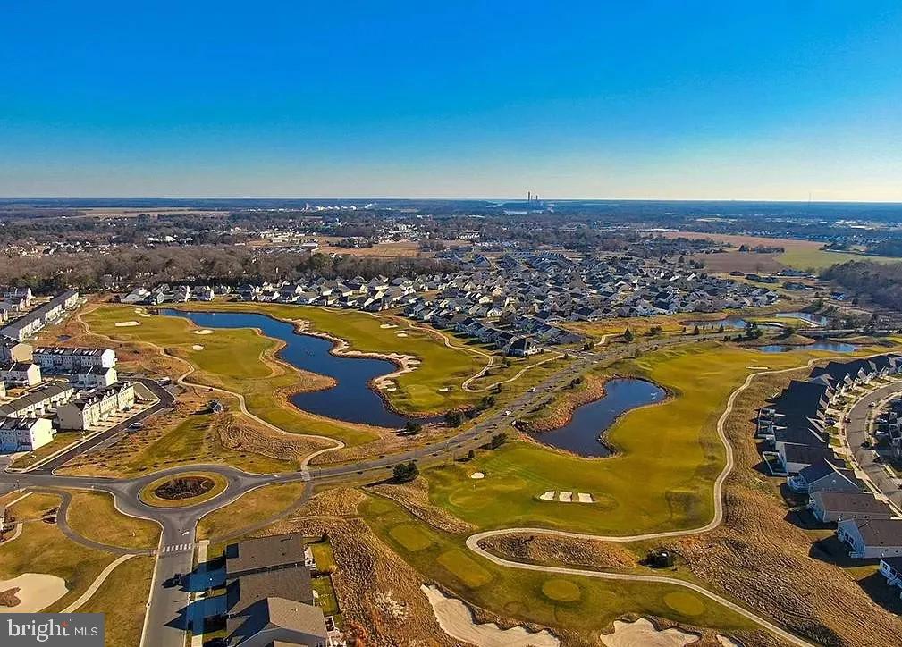 PLANTATION LAKES - Residential