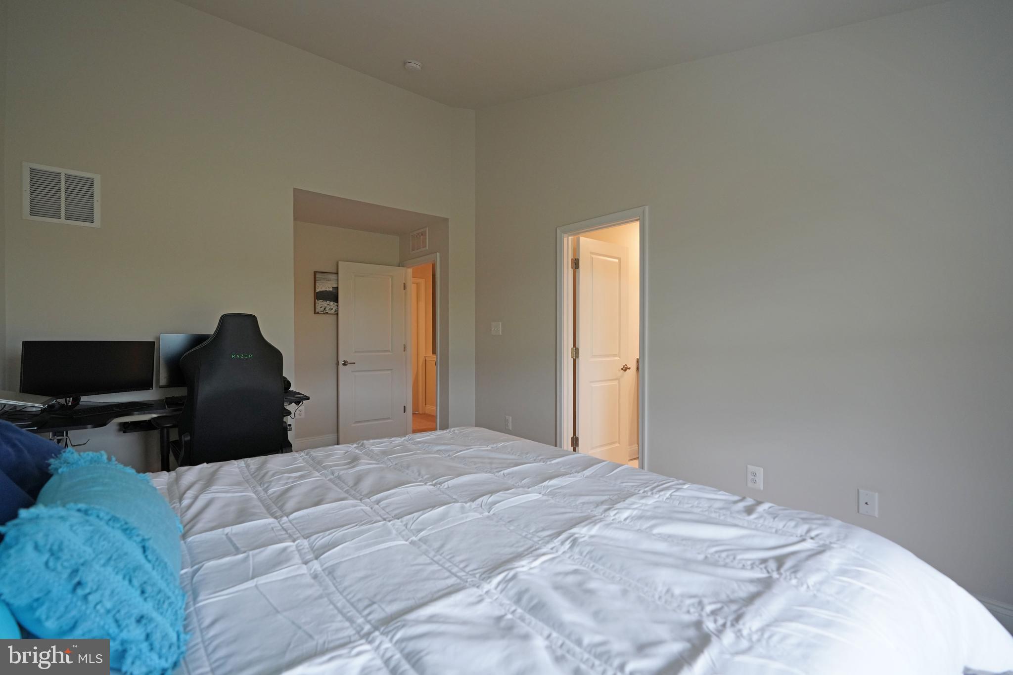 PLANTATION LAKES - Residential