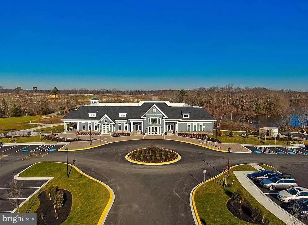 PLANTATION LAKES - Residential