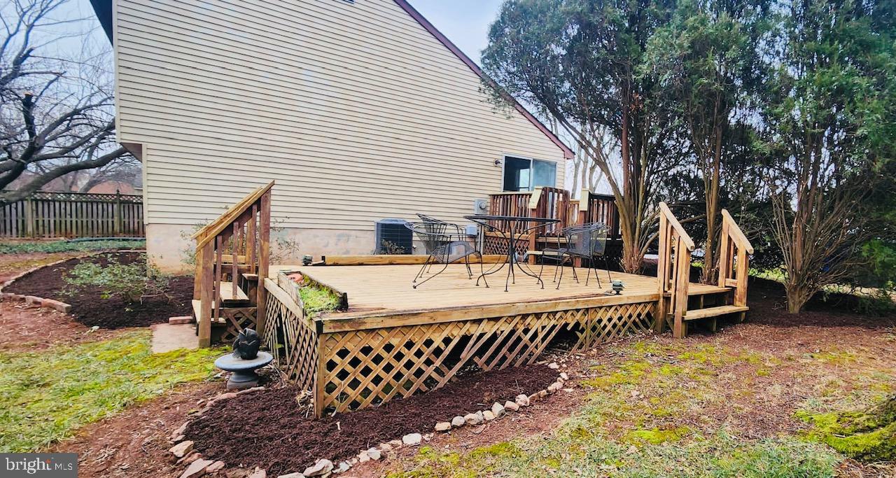 HILLCREST ORCHARDS - Residential