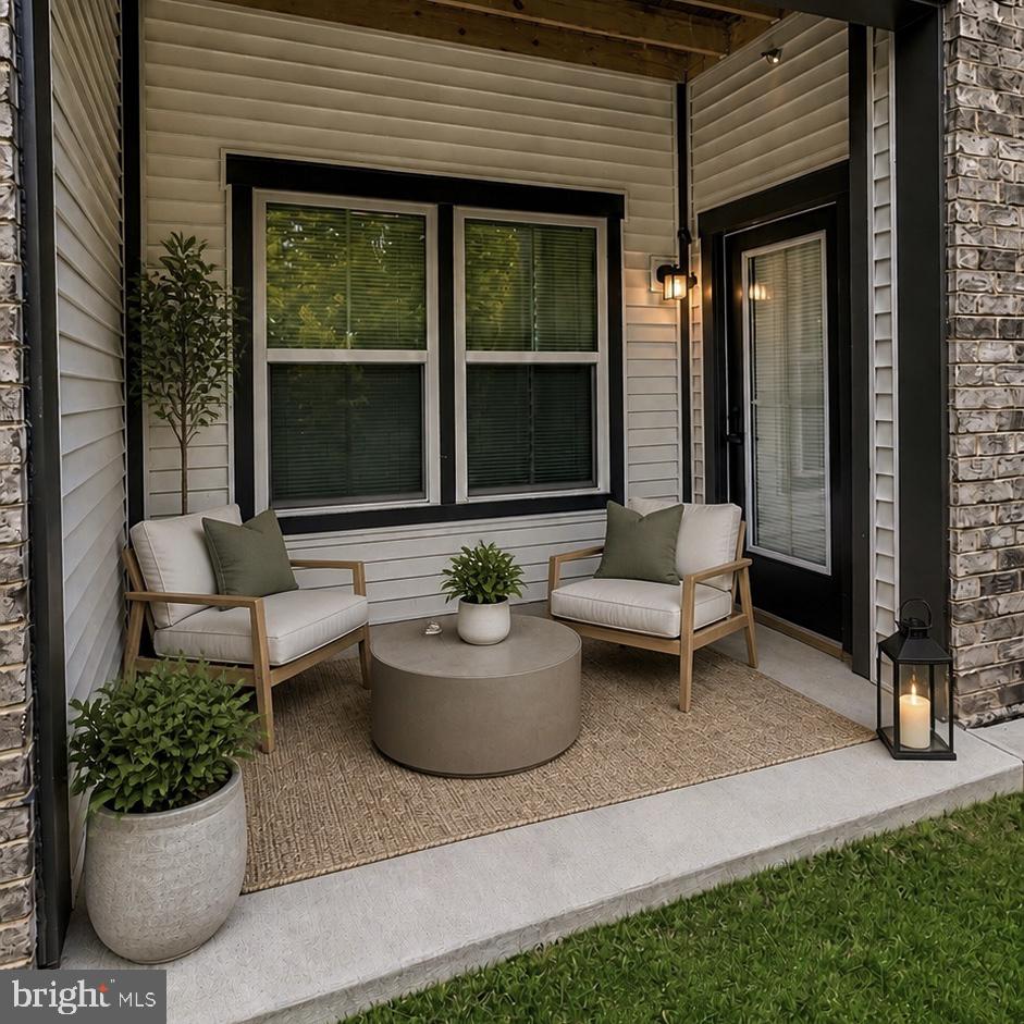 PADDOCK POINTE - Residential