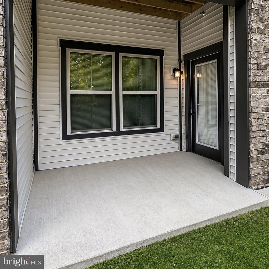 PADDOCK POINTE - Residential