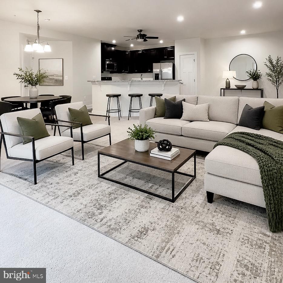 PADDOCK POINTE - Residential