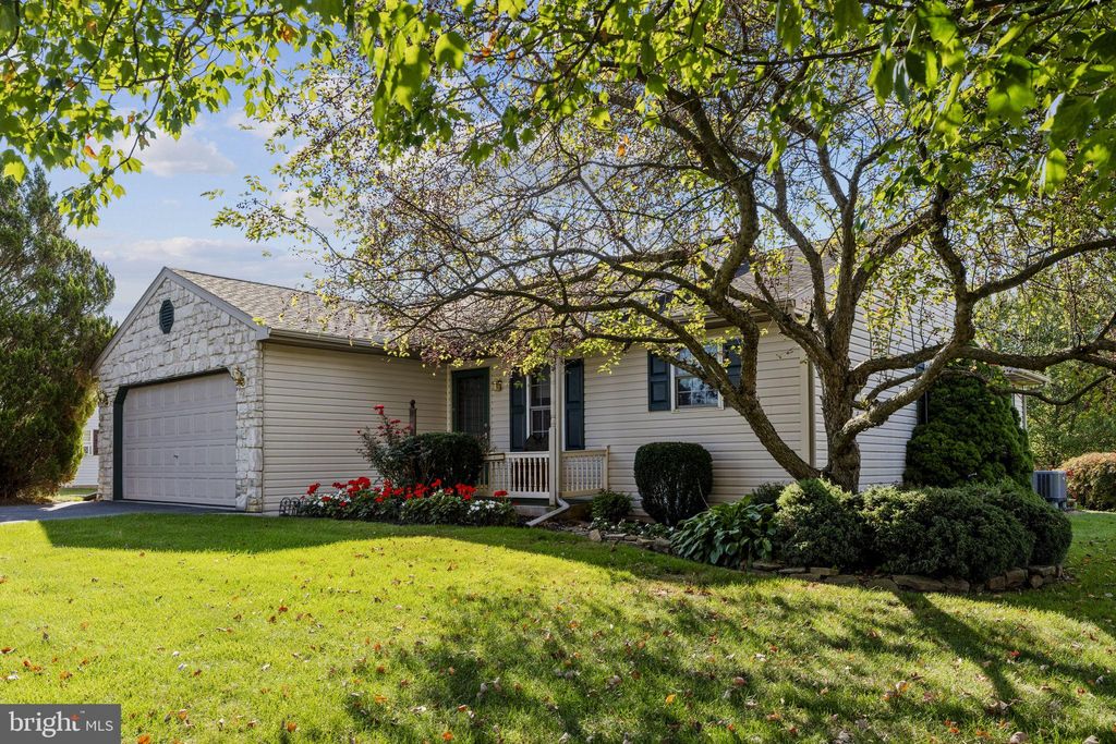 Photo of 133 Millstone Drive, DENVER, PA 17517 (MLS # PALA2077452)