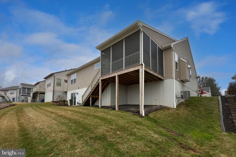 Tiny photo for 943 Snapdragon Ct, LEBANON, PA 17046 (MLS # PALN2024584)