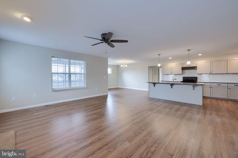 Tiny photo for 943 Snapdragon Ct, LEBANON, PA 17046 (MLS # PALN2024584)