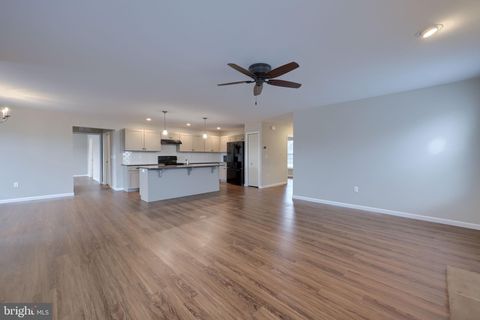 Tiny photo for 943 Snapdragon Ct, LEBANON, PA 17046 (MLS # PALN2024584)