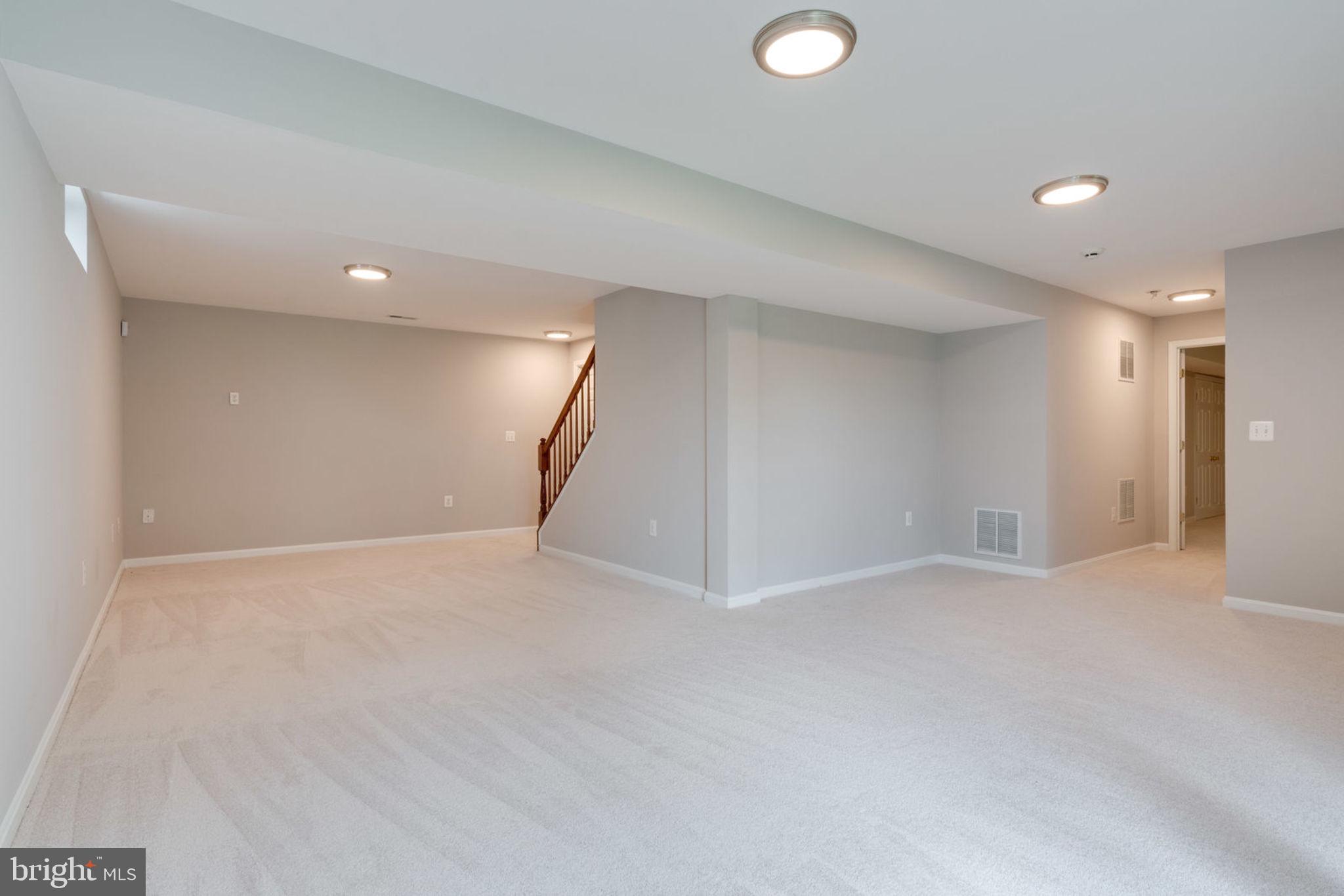 HAMPSTEAD LANDING - Residential