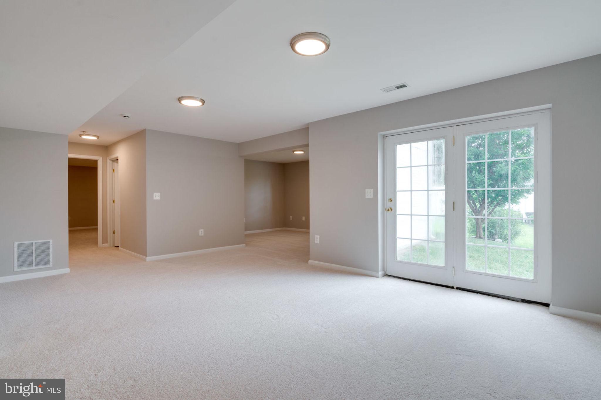 HAMPSTEAD LANDING - Residential