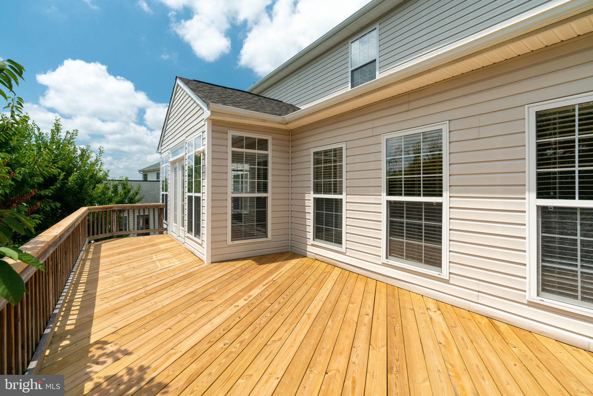 HAMPSTEAD LANDING - Residential