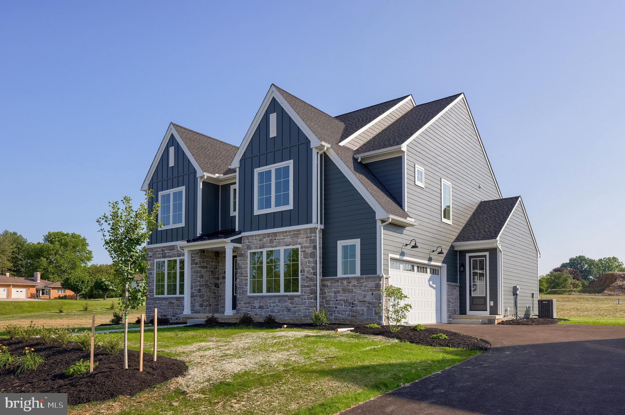 836 WHEATFIELD LANE