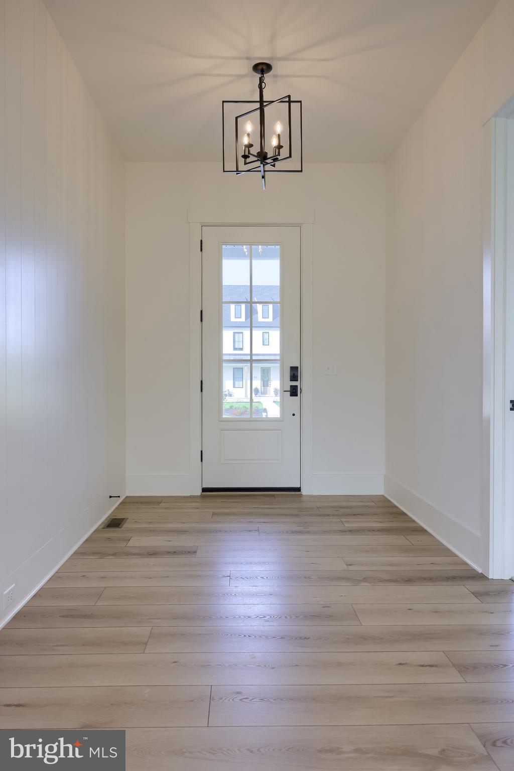 836 WHEATFIELD LANE