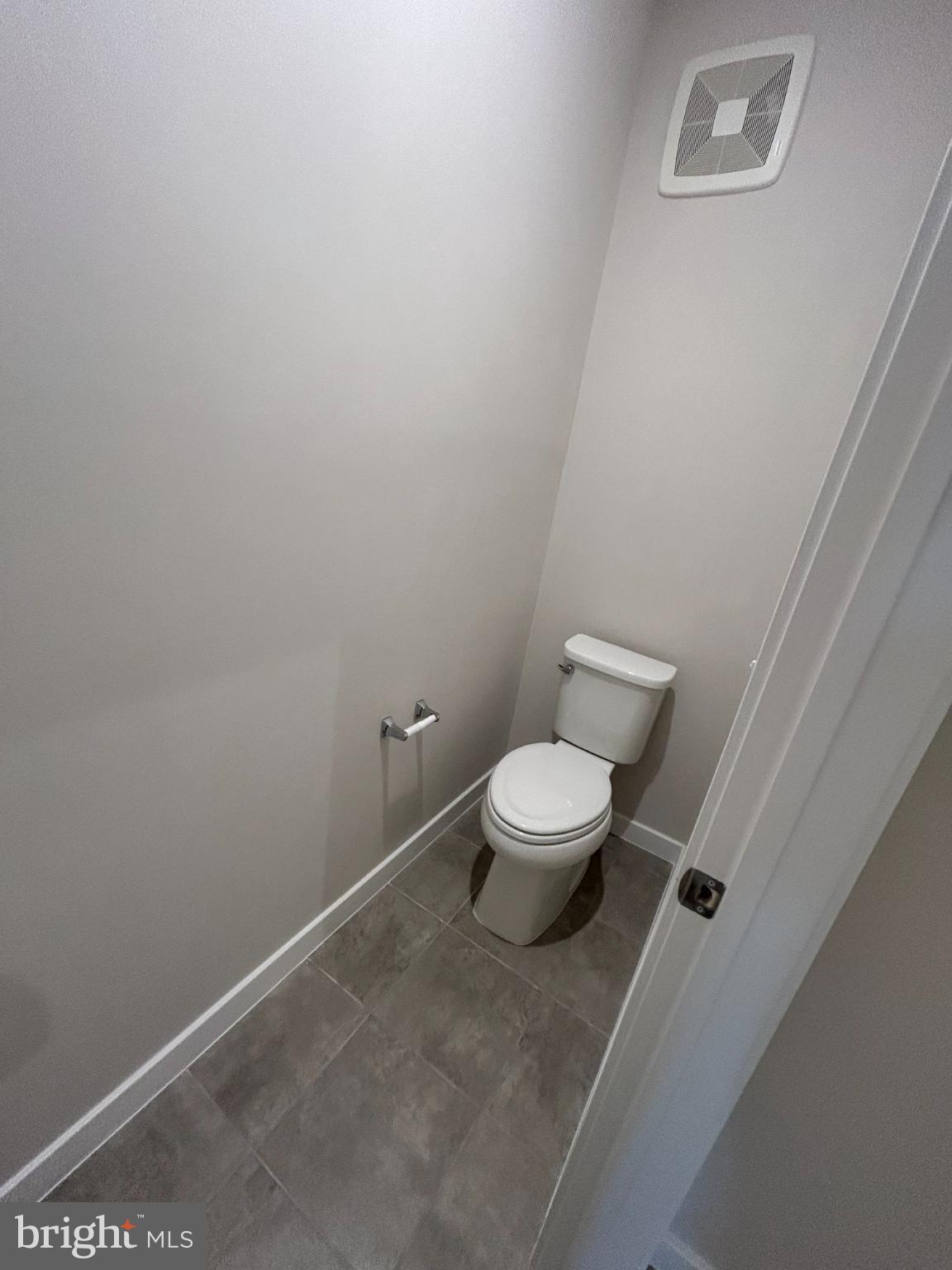 INNOVATION TOWN CENTER - Residential Lease