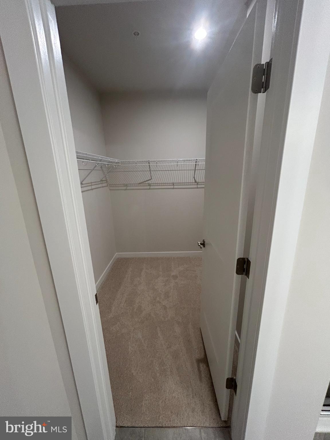 INNOVATION TOWN CENTER - Residential Lease