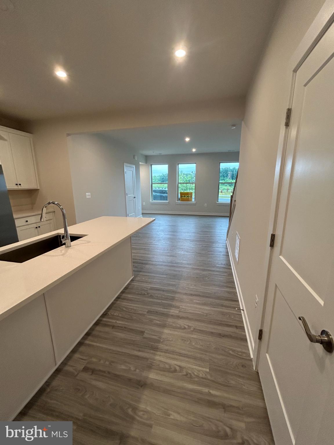 INNOVATION TOWN CENTER - Residential Lease