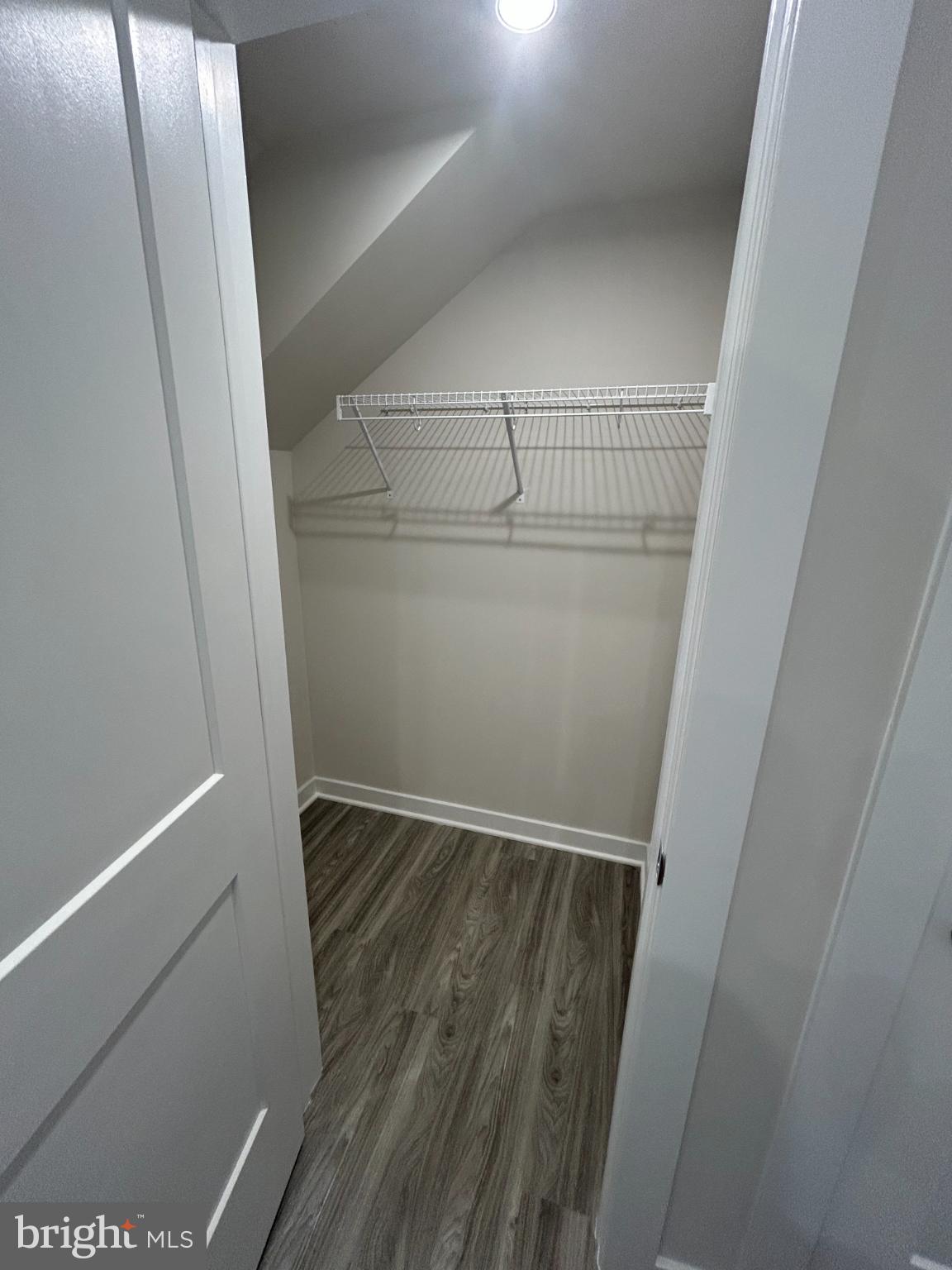 INNOVATION TOWN CENTER - Residential Lease