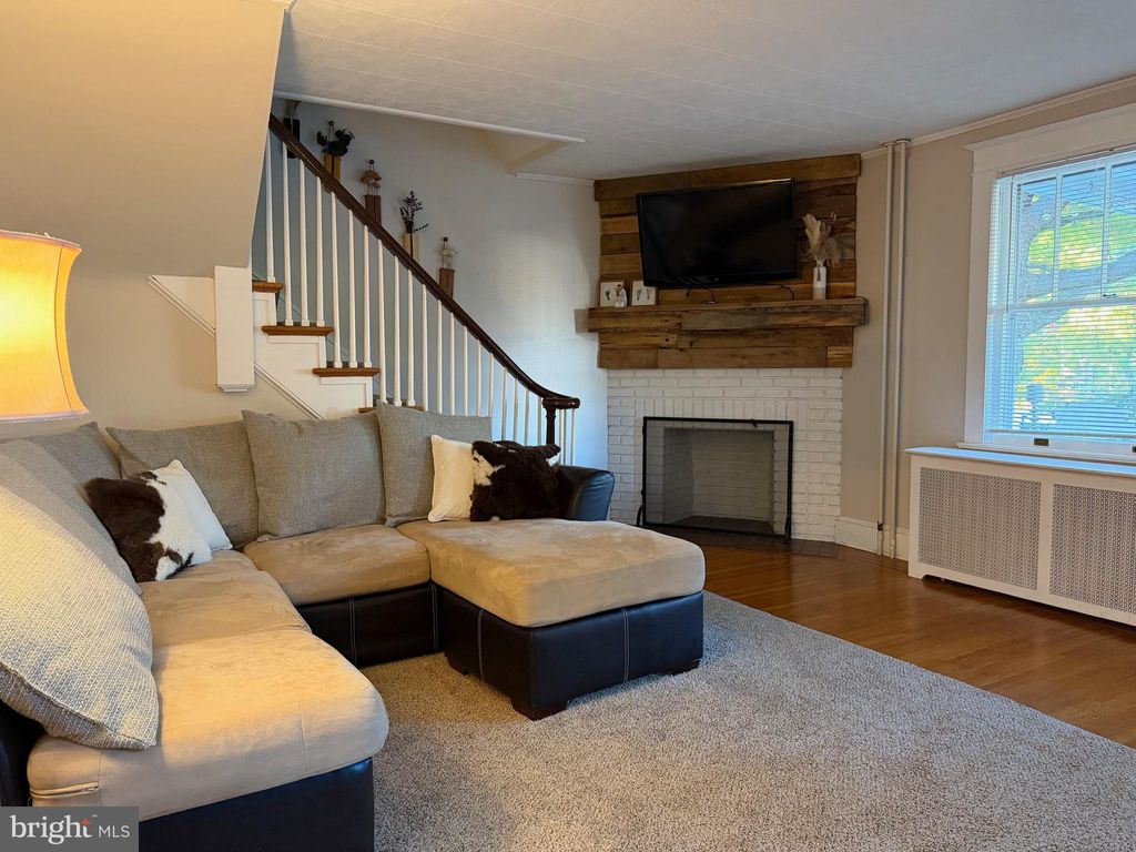 Photo of 1606 1st Avenue, YORK, PA 17403 (MLS # PAYK2095336)