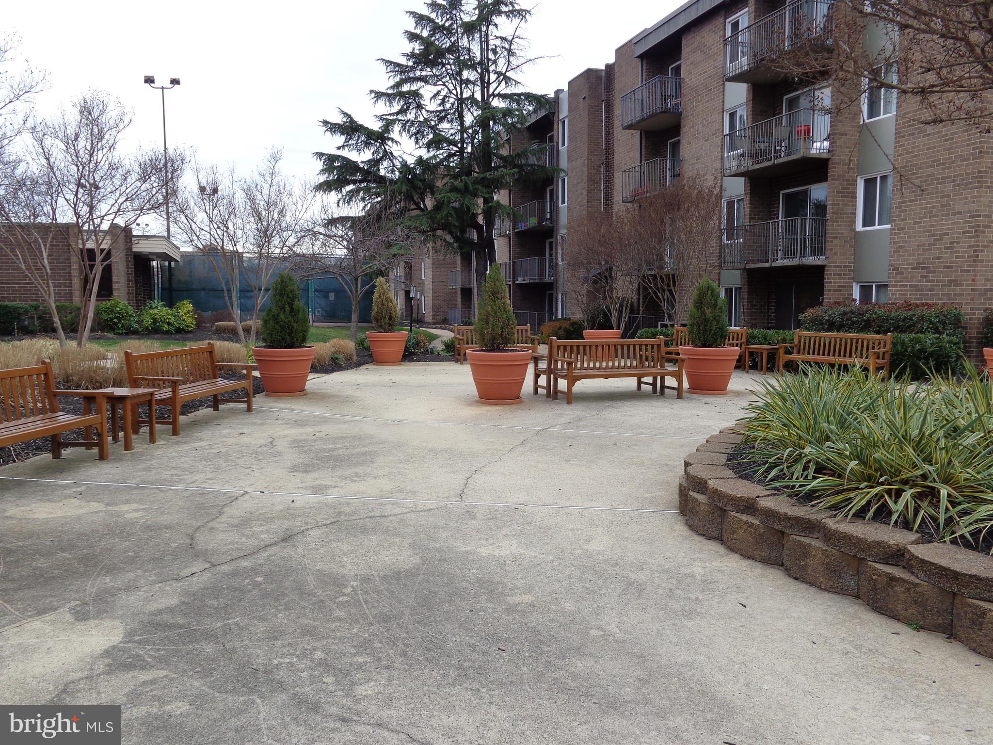 WEST END CONDOS - Residential Lease