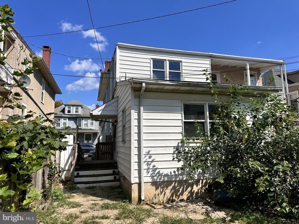 Photo of 313 Park Avenue, LEBANON, PA 17042 (MLS # PALN2022612)