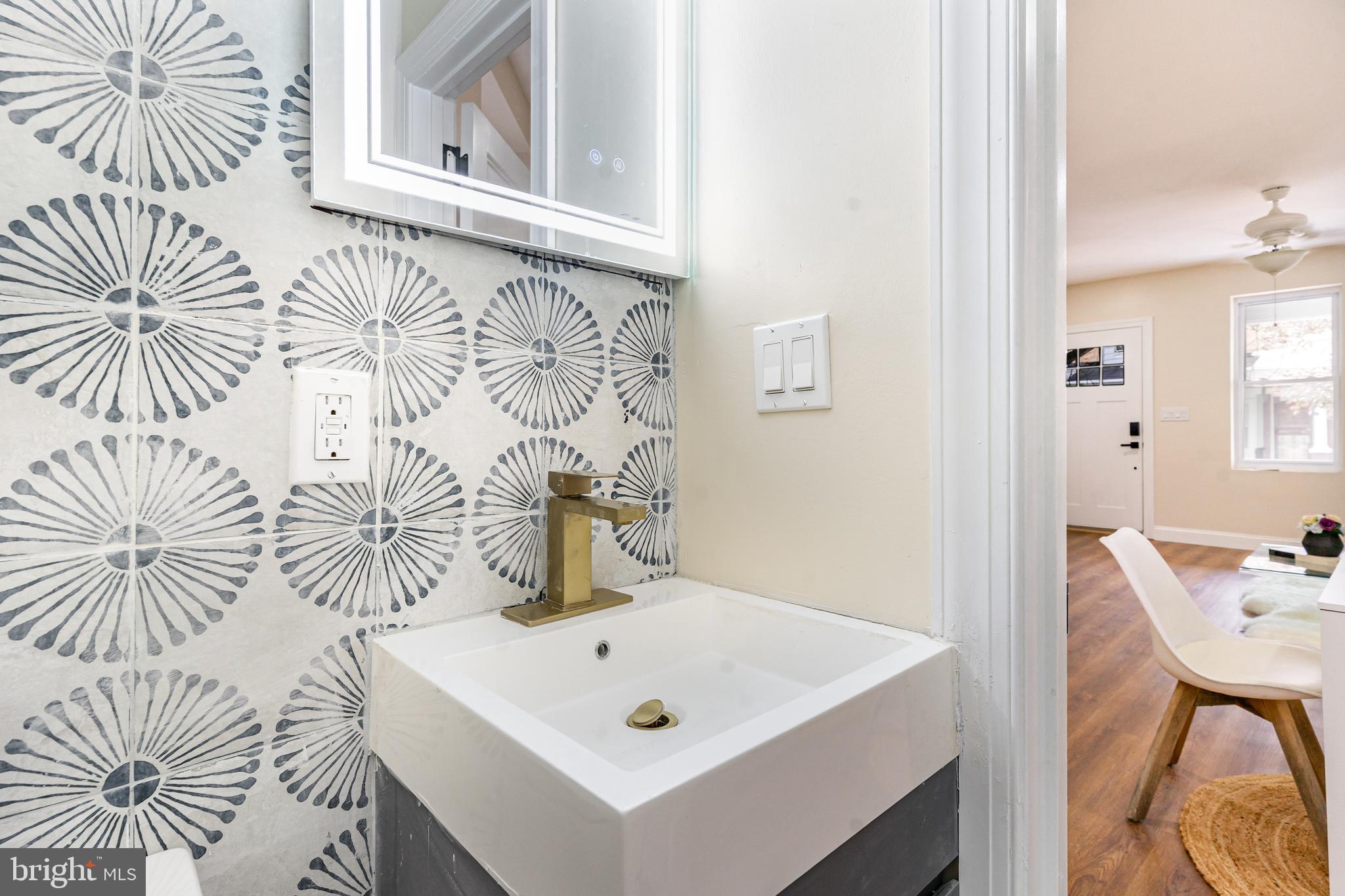 COBBS CREEK - Residential