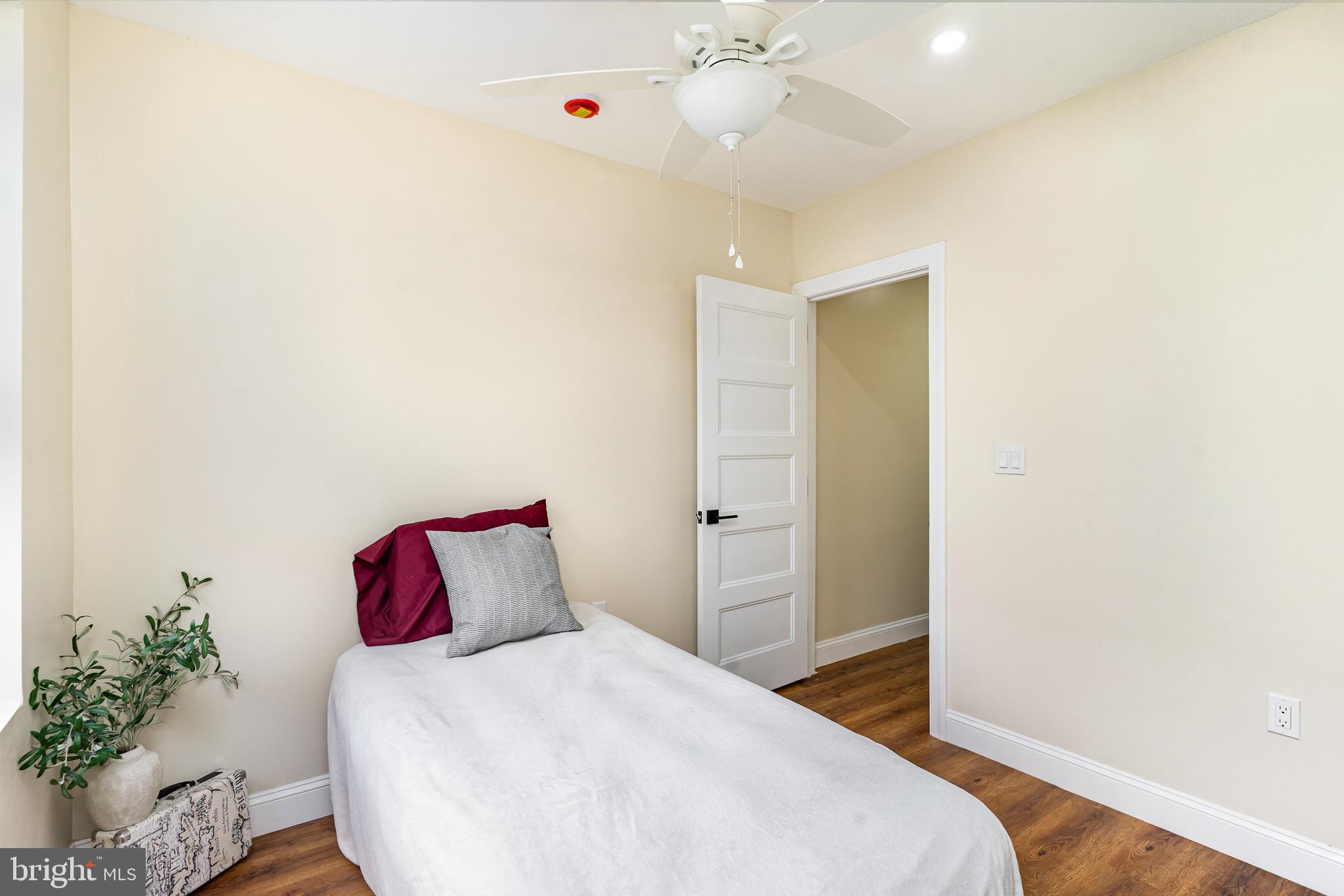 COBBS CREEK - Residential