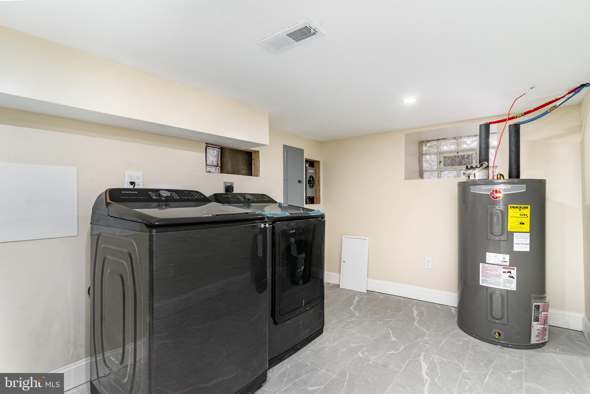 COBBS CREEK - Residential