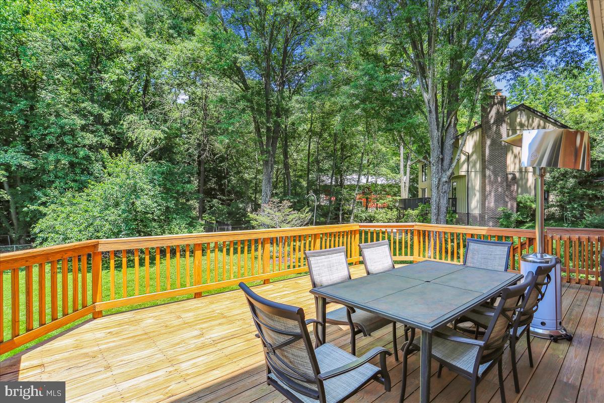 LUXMANOR - Residential