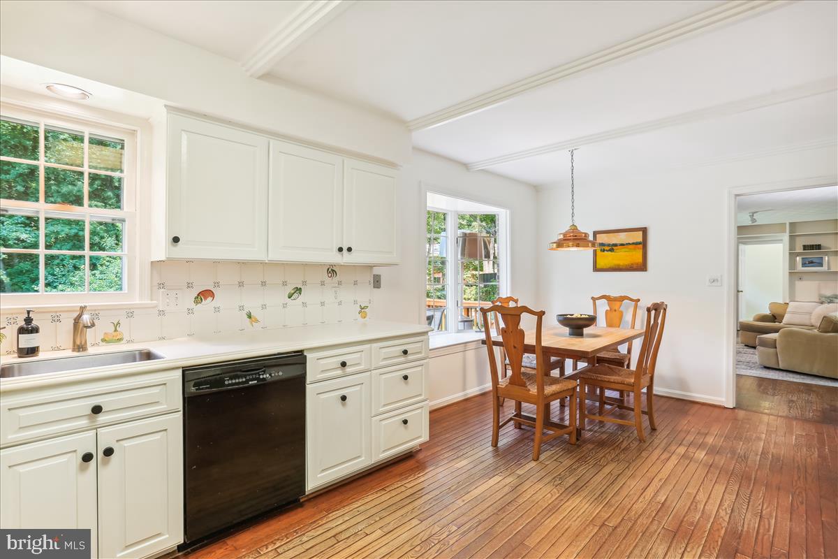 LUXMANOR - Residential