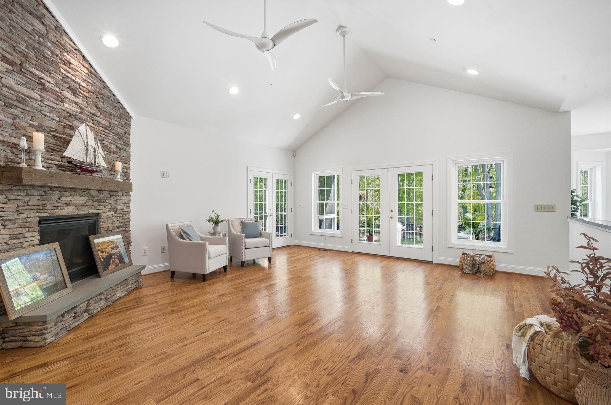 PRESTWICK - Residential