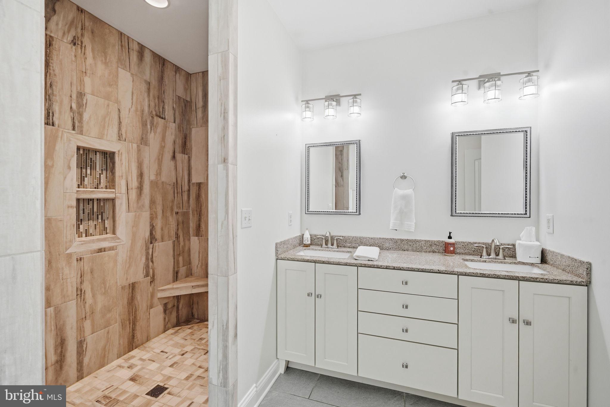 PRESTWICK - Residential