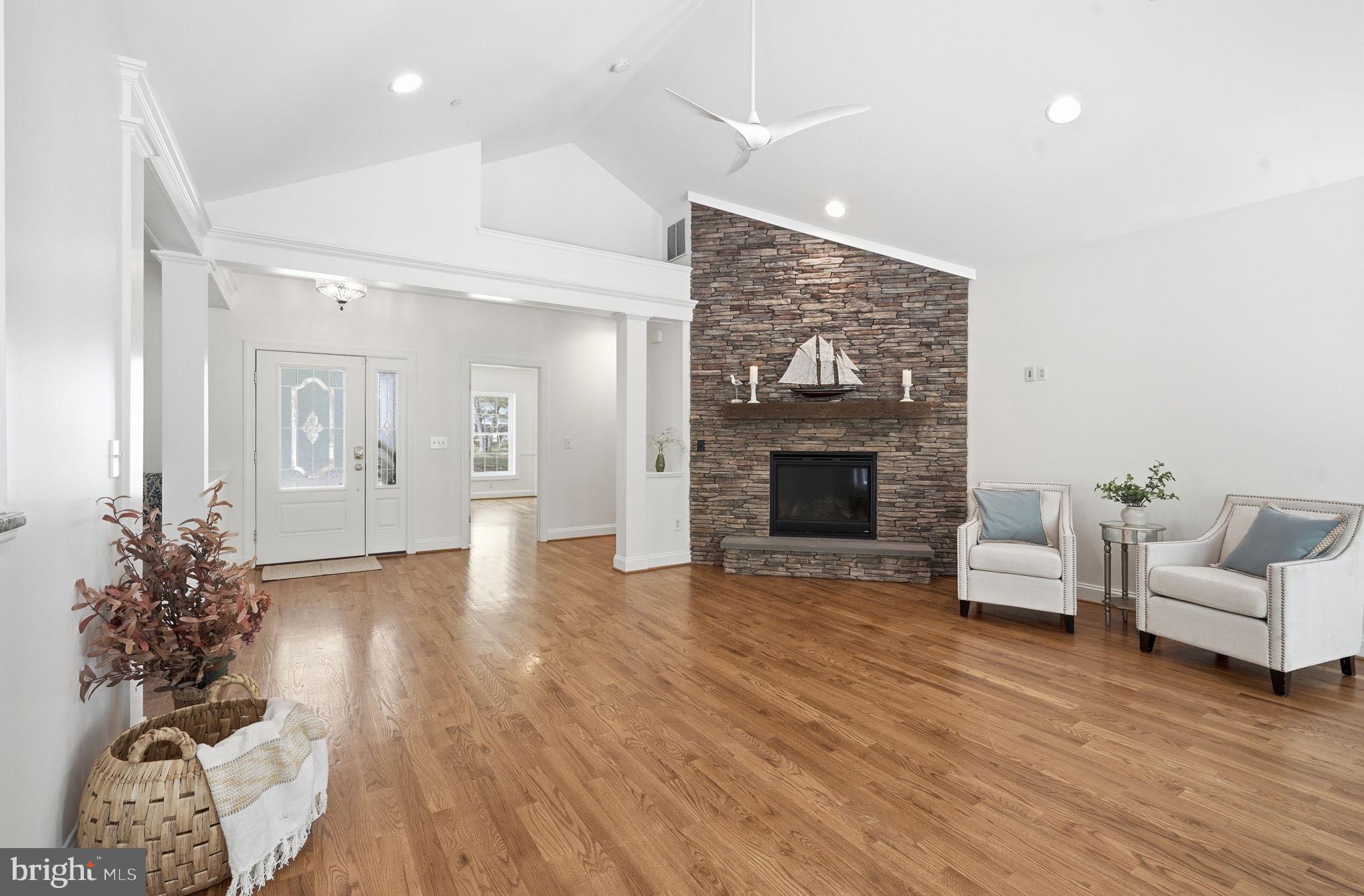 PRESTWICK - Residential