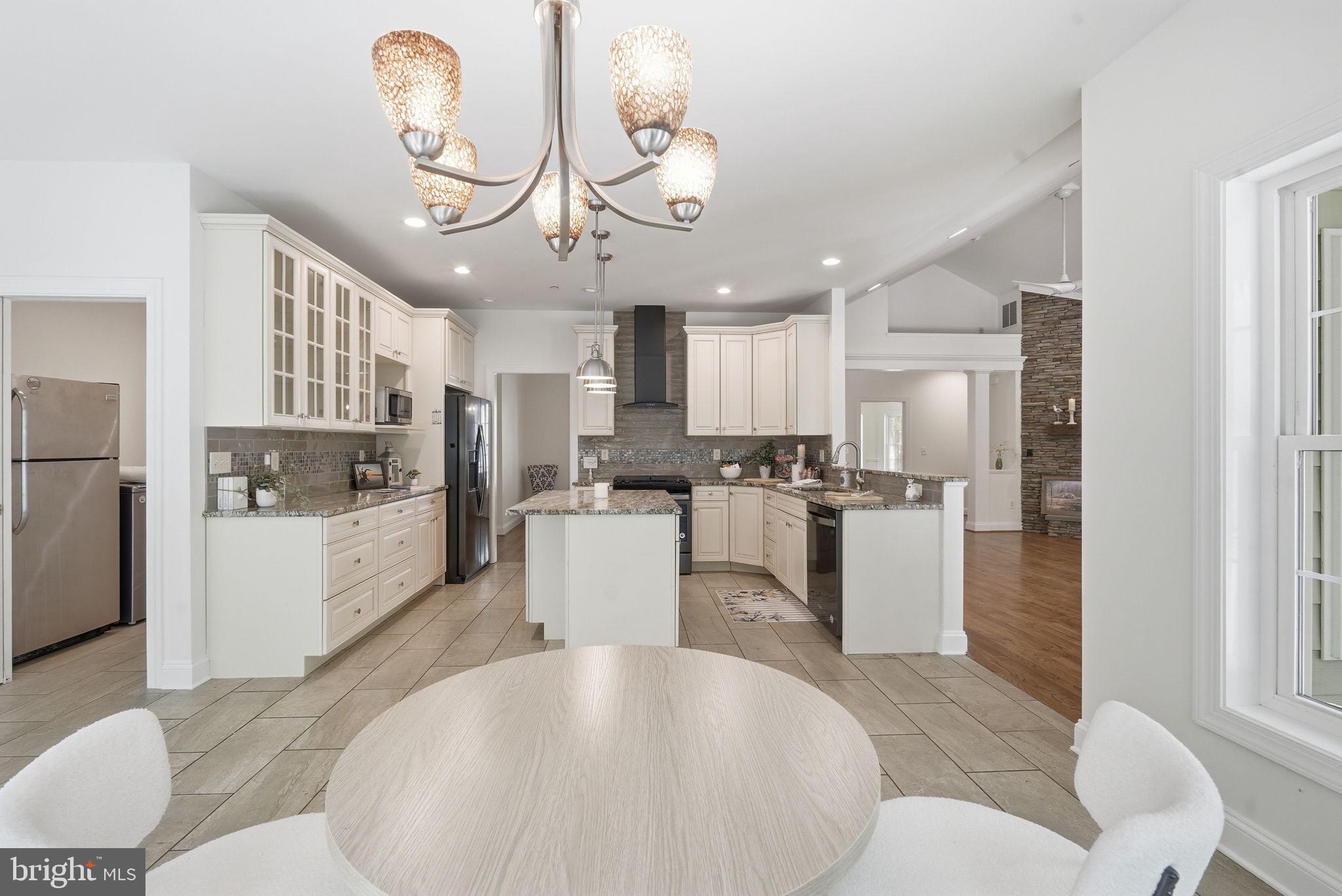 PRESTWICK - Residential