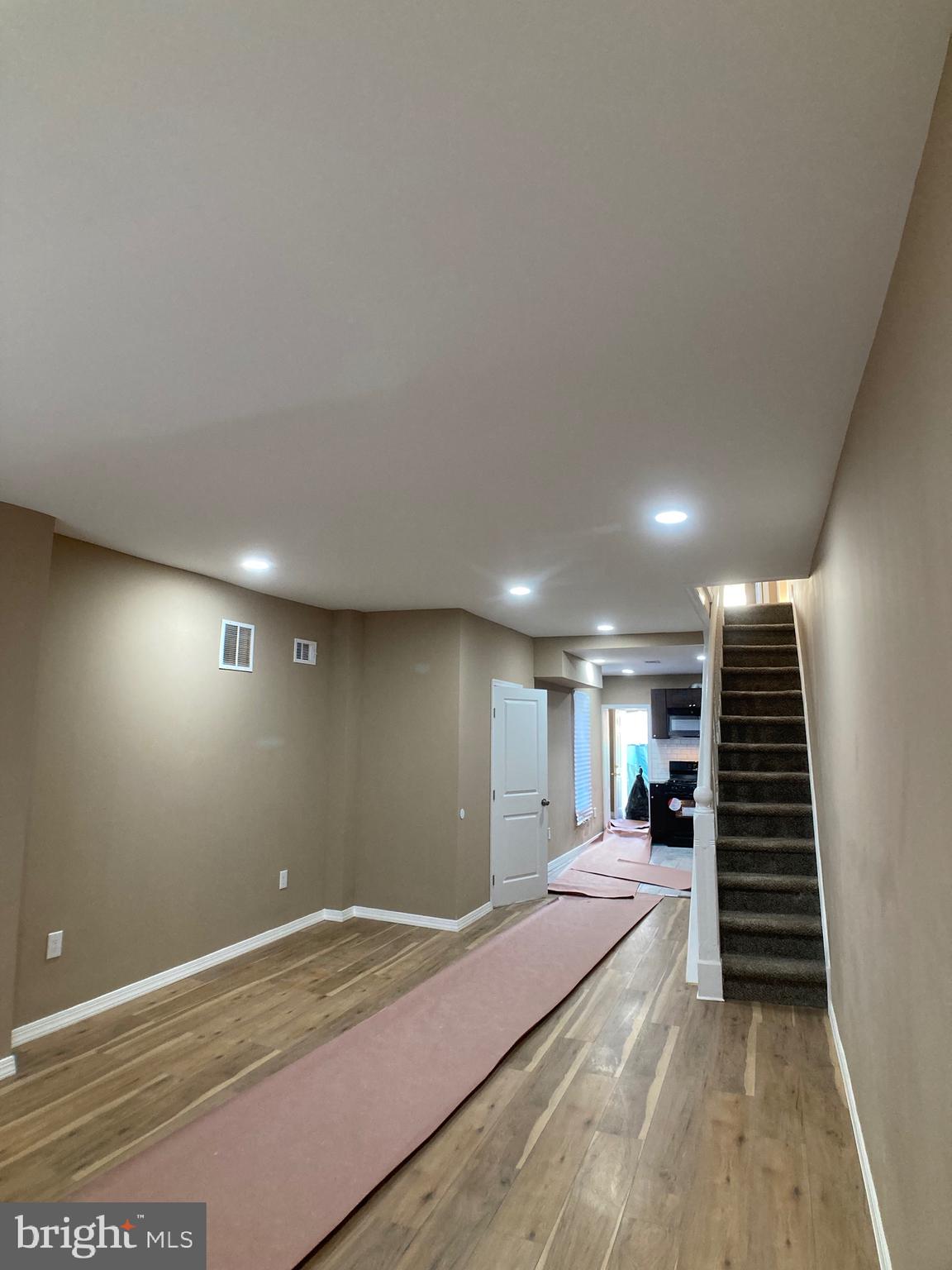 BELMONT - Residential
