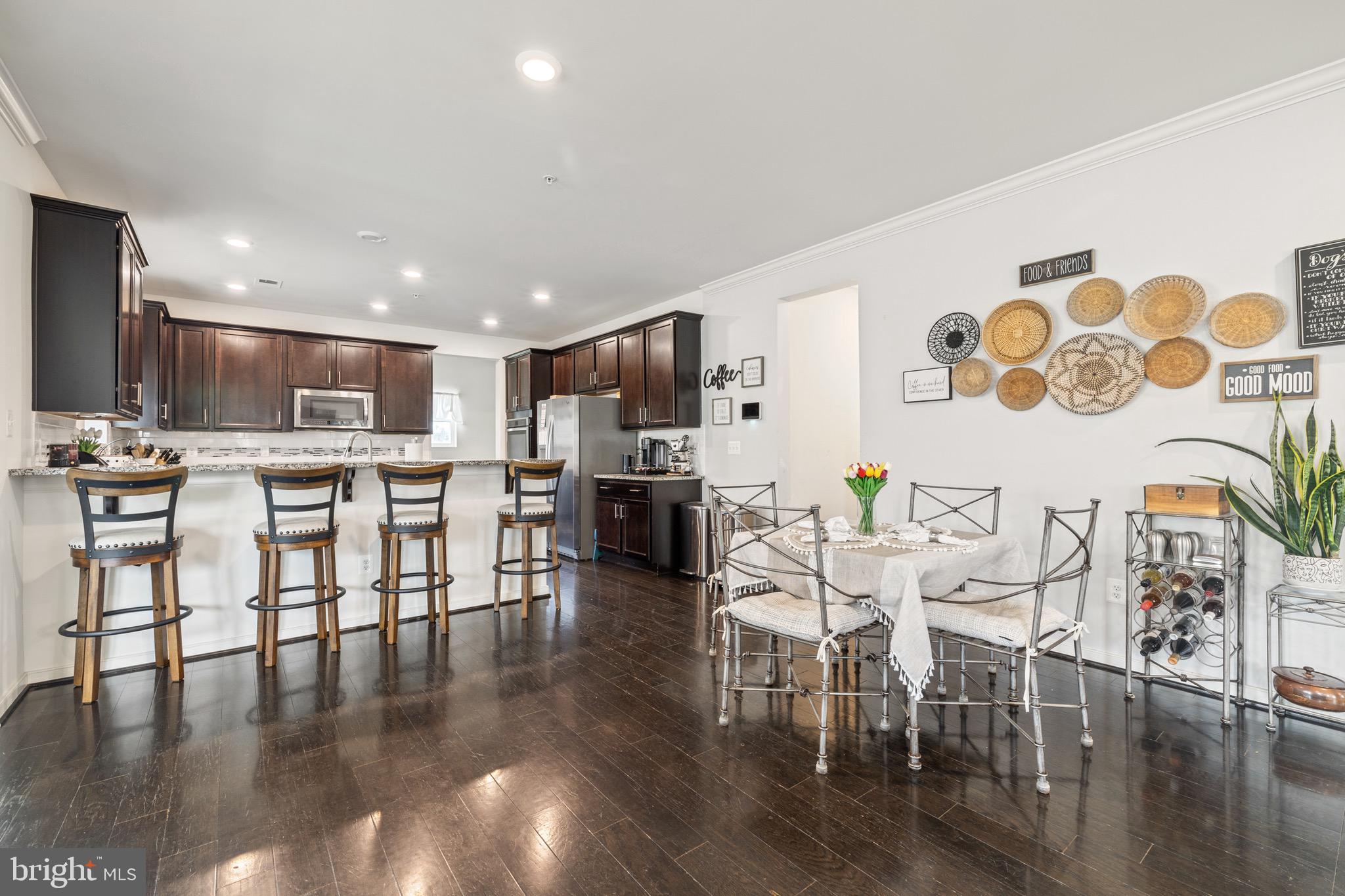9846 RHINE COURT