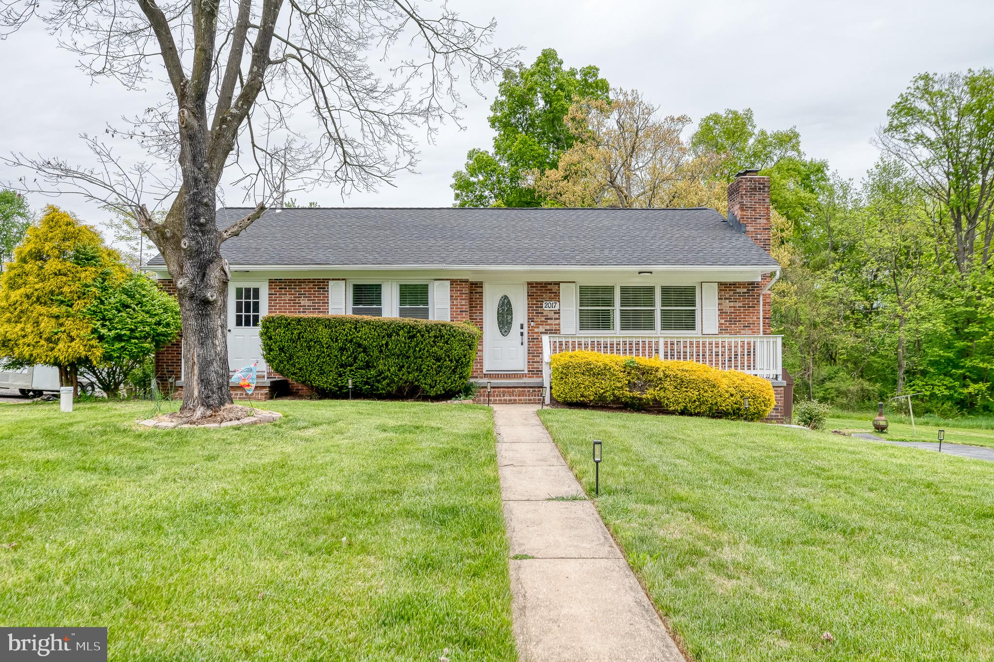 GIBSON MANOR - Residential