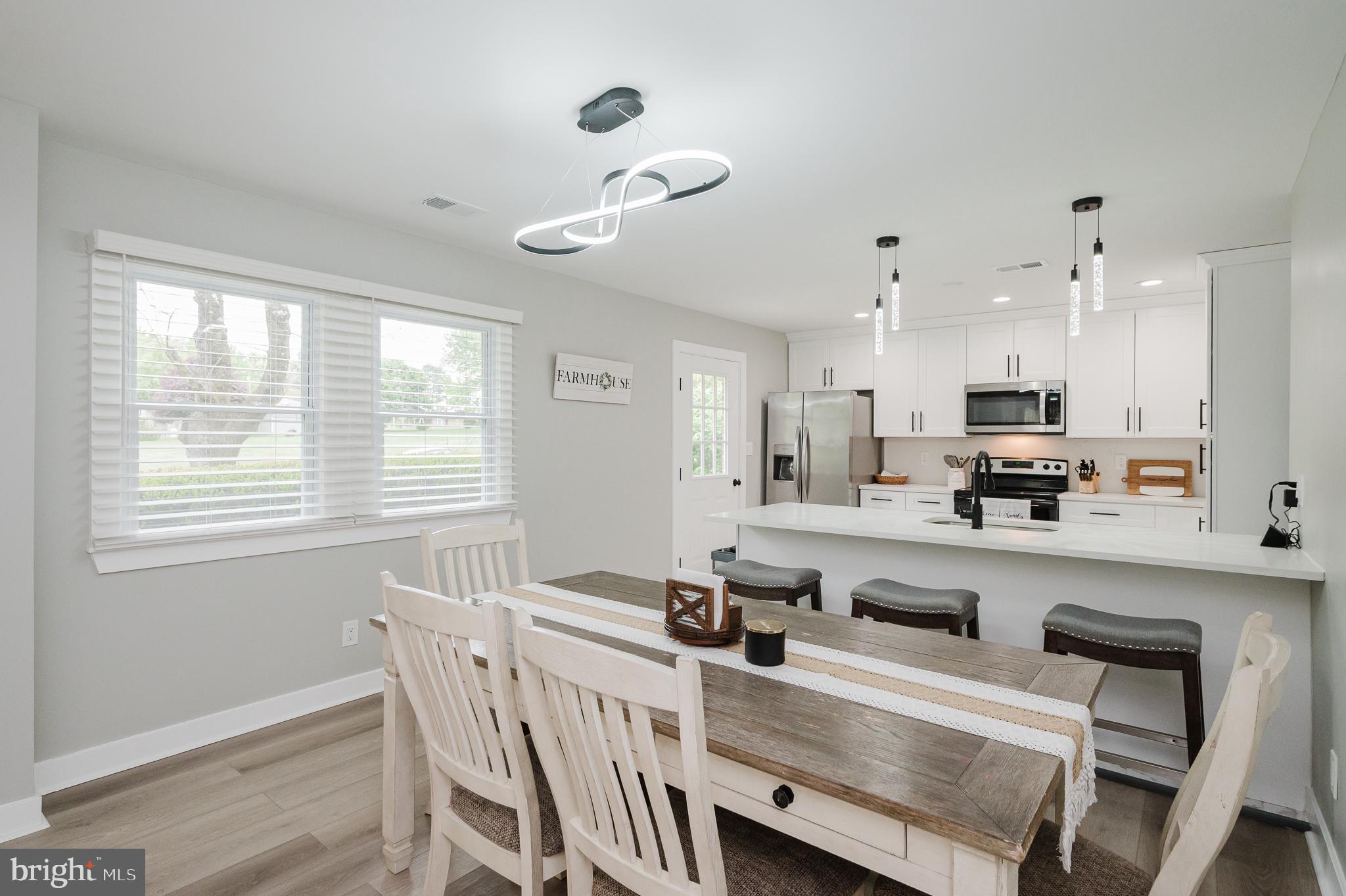 GIBSON MANOR - Residential