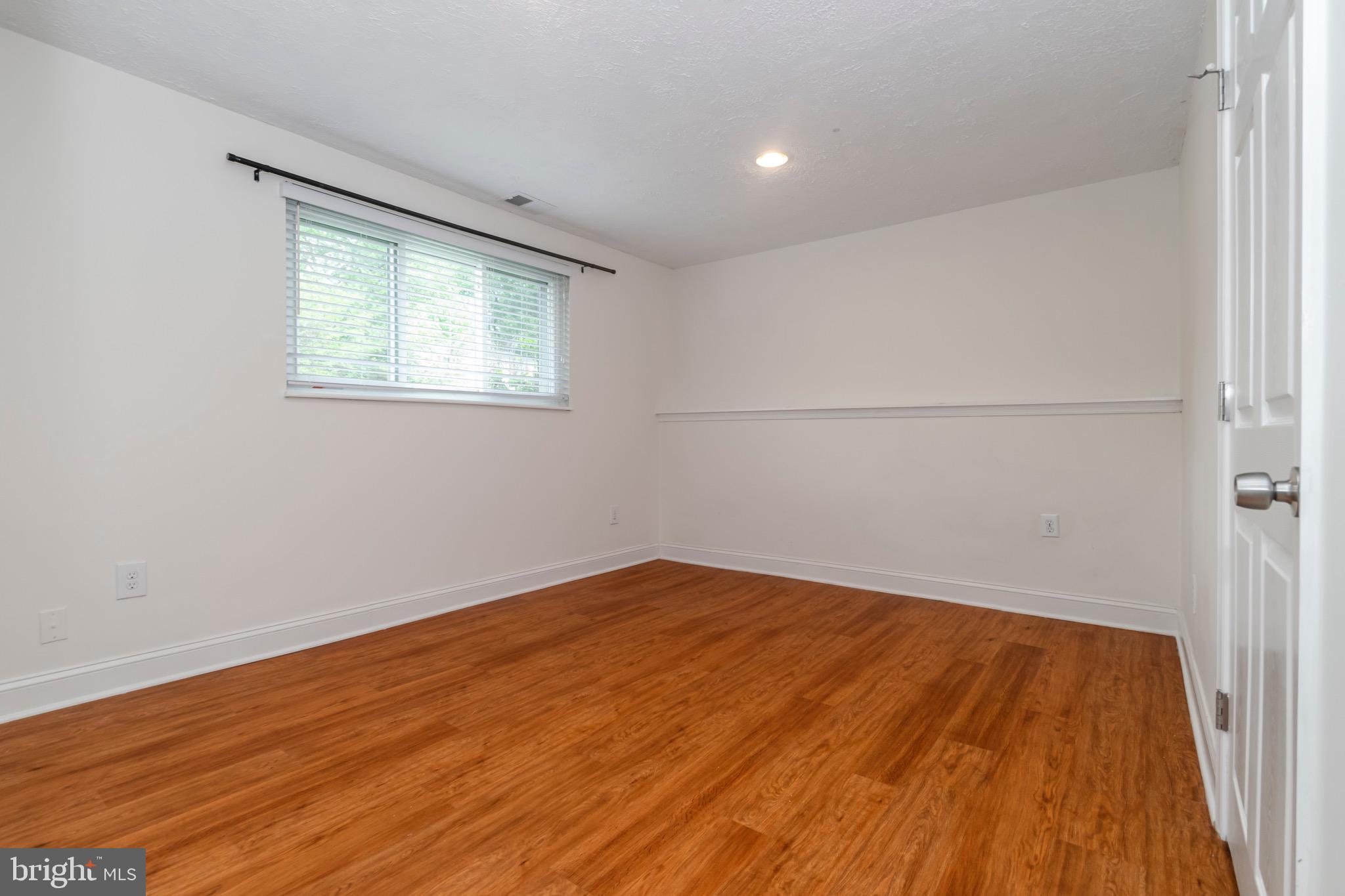 HARMANS WOODS - Residential