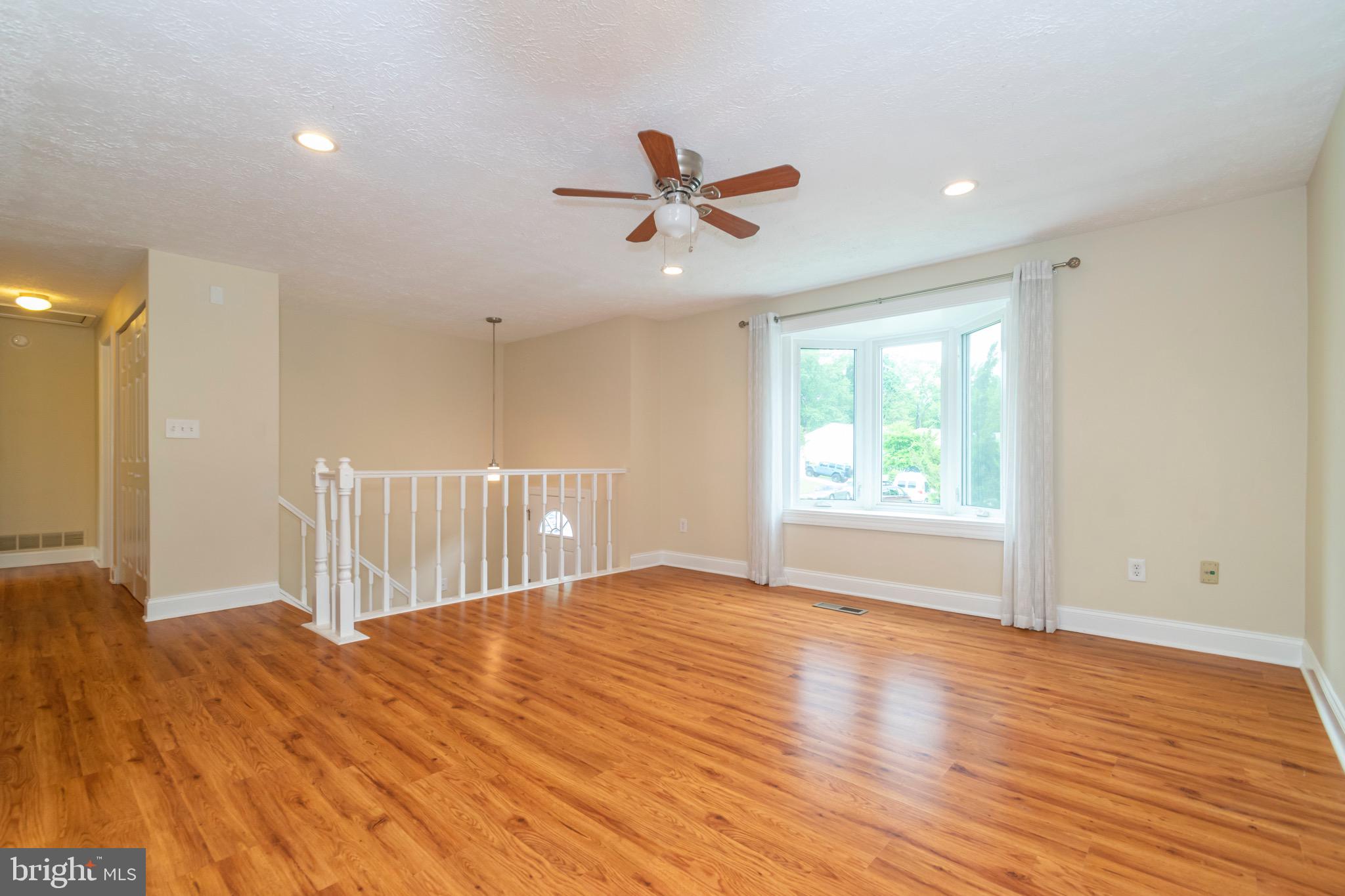 HARMANS WOODS - Residential